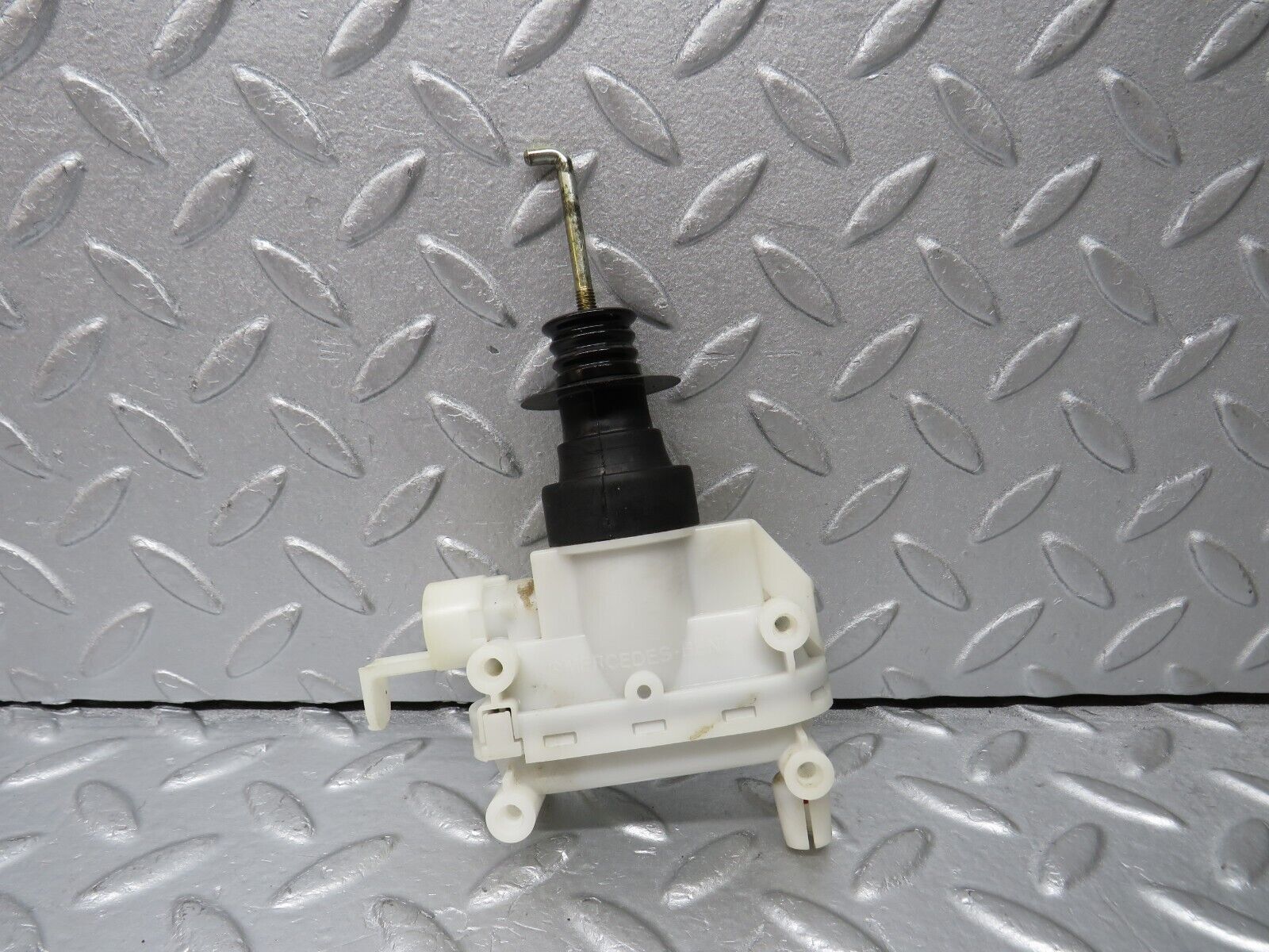 38349 Mercedes-Benz R129 280SL Coupe Door Lock Vacuum Actuator