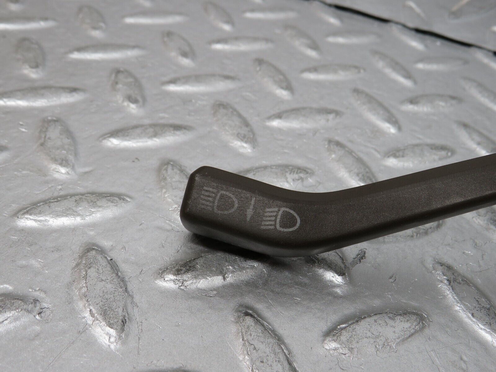 30030 Porsche 924 Indicator Wiper Stalk 477953505