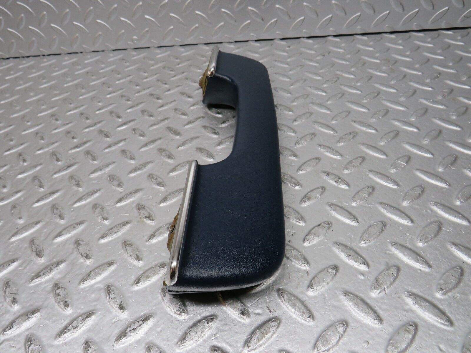 31983 Mercedes-Benz W123 230E Rear Left Interior Door Handle 1239701901