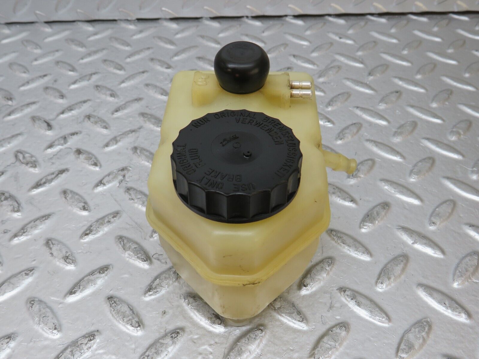 26147 Mercedes-Benz W116 450SE Brake Fluid Reservoir Tank ATE 3.3508