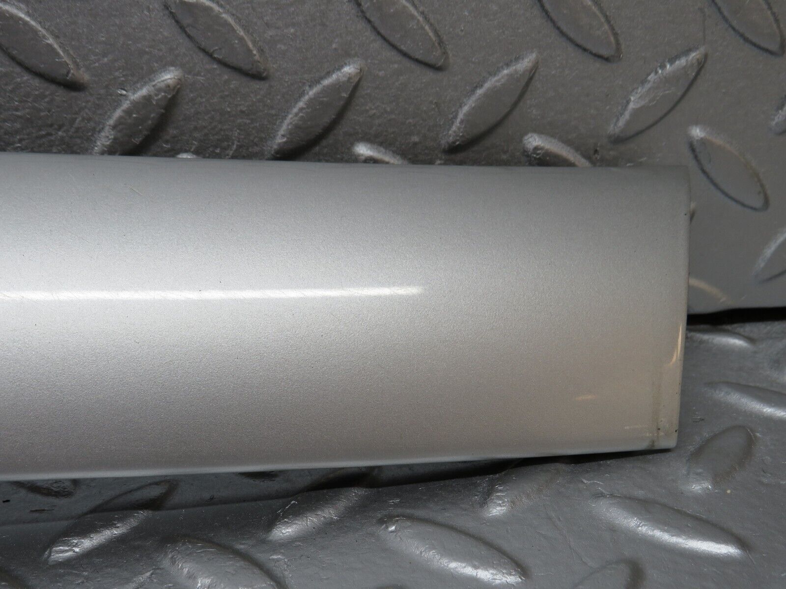 39354 Mercedes-Benz R129 320SL Coupe A Pillar Exterior Cover Trim Right 1296980218 1296980298