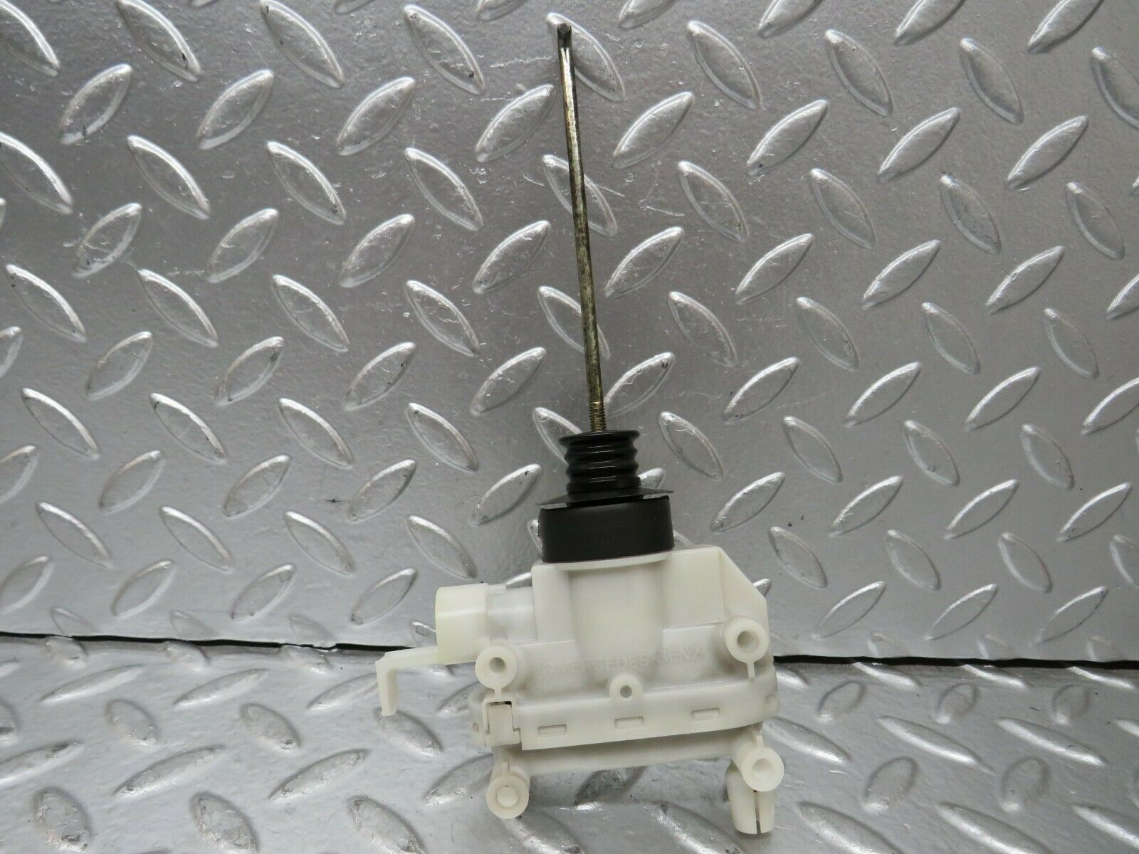 24253 Mercedes-Benz S124 220TE Door Lock Vacuum Actuator Hella Rear Right