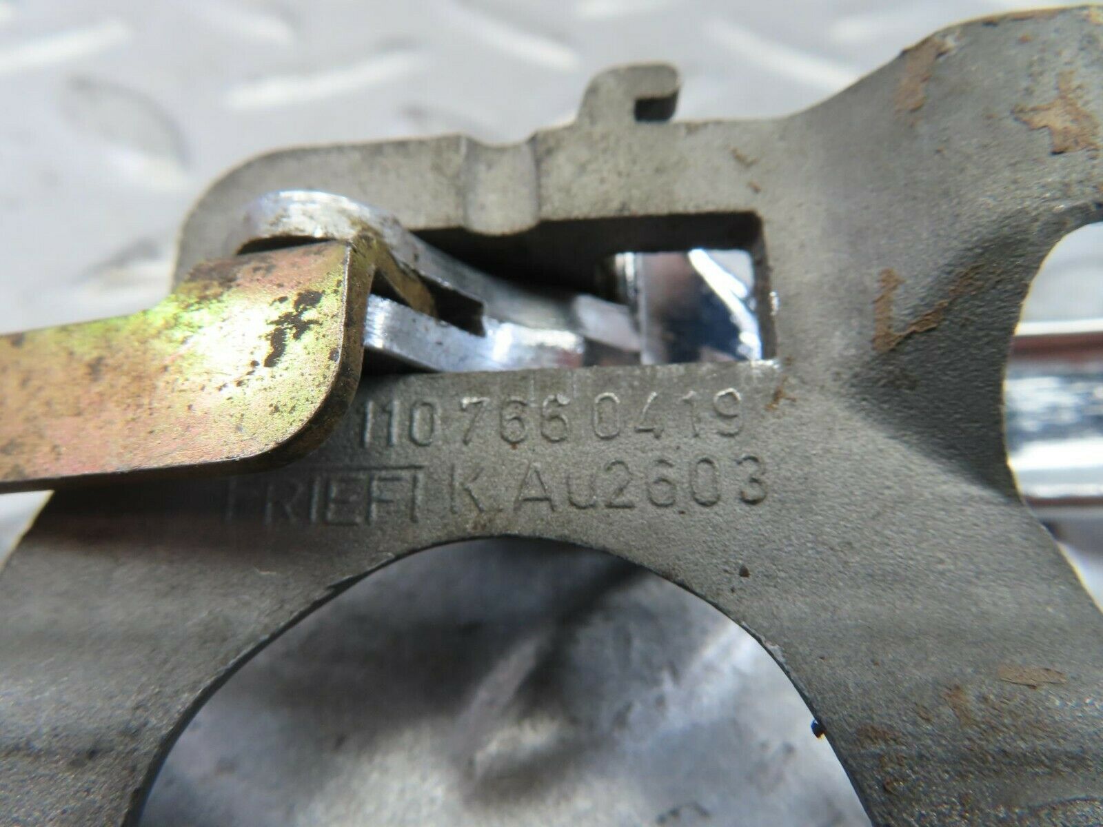 8726 Mercedes-Benz W115 Right Interior Door Handle Chrome 1107660419