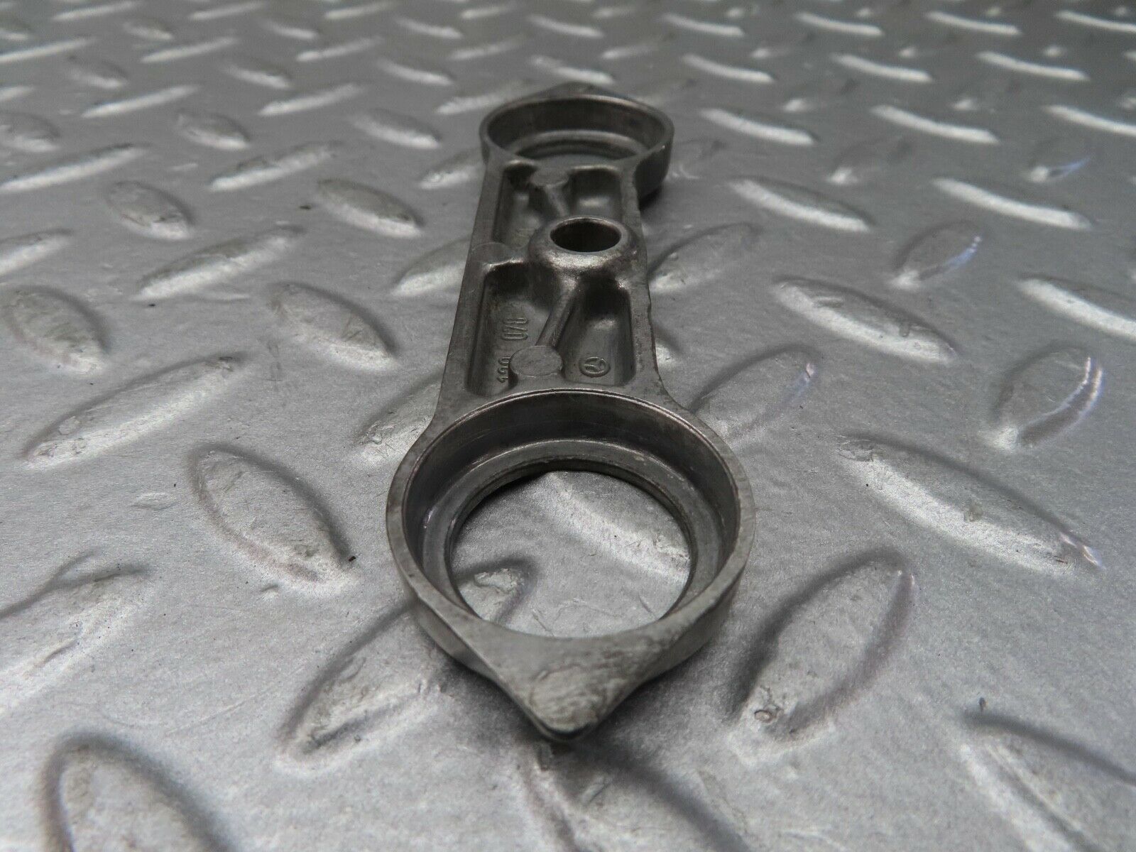 20365 Mercedes-Benz W114 280CE Coupe Fuel Injector Bracket 1300780341