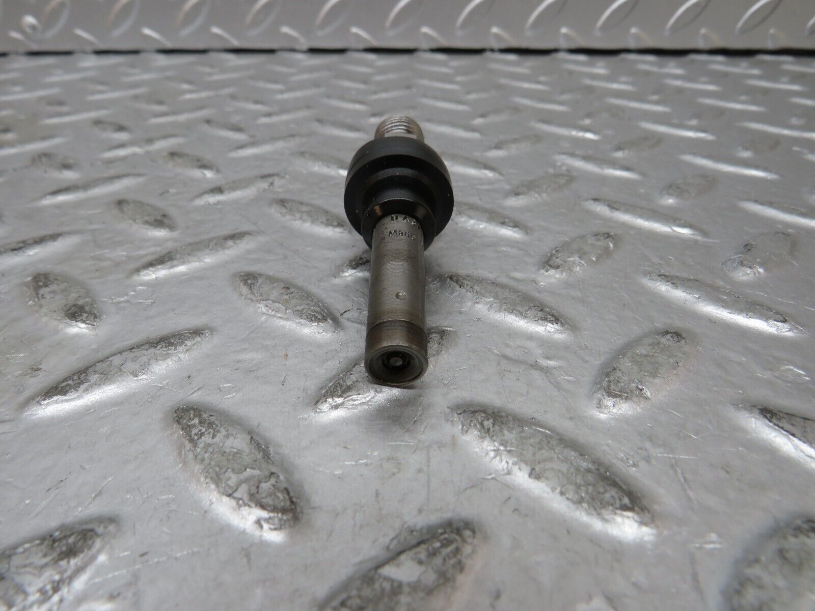 27426 Mercedes-Benz W123 280E Fuel Injector Bosch 0437502010