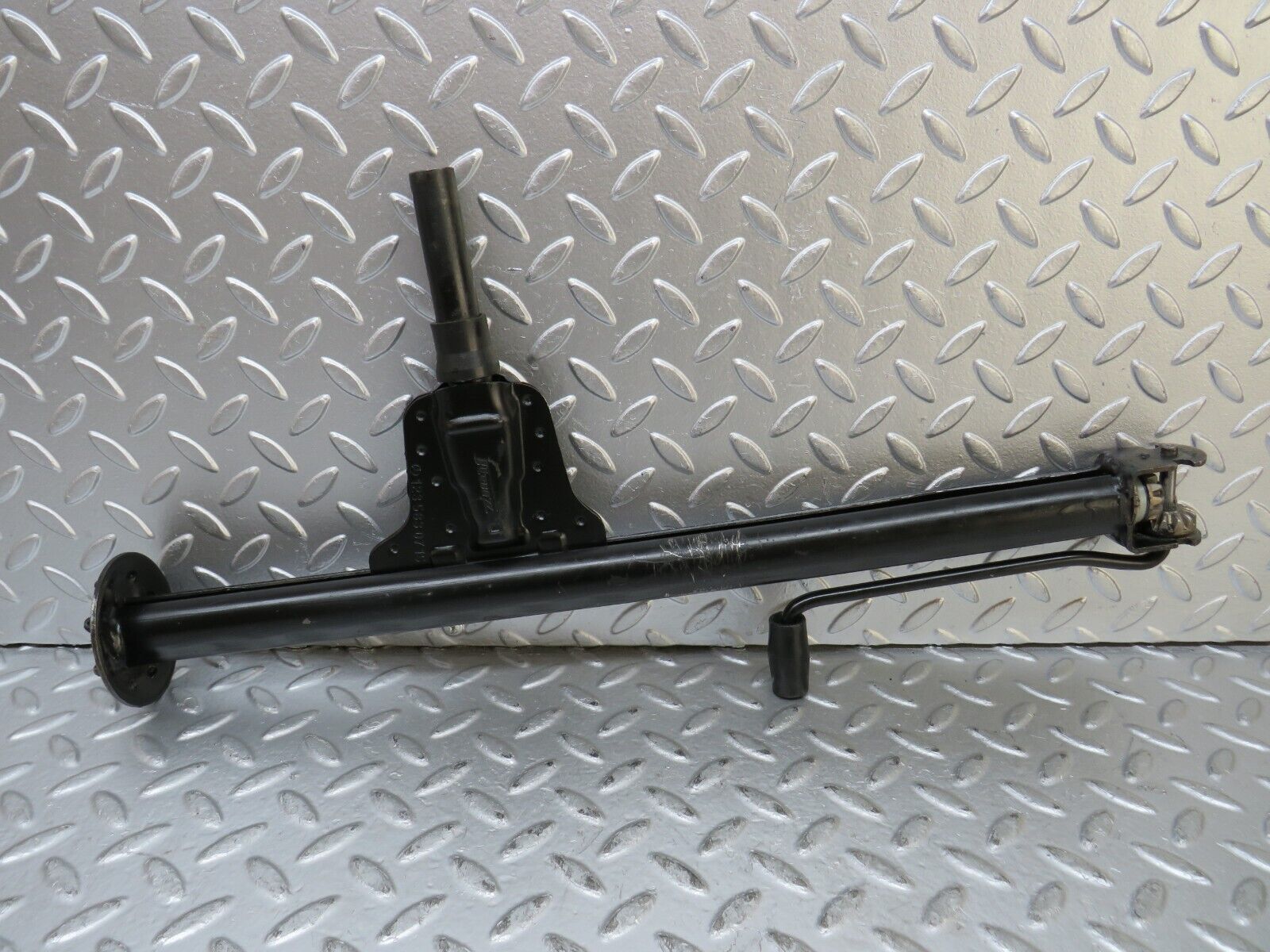 27211 Mercedes-Benz W123 280E Car Jack 1235830715