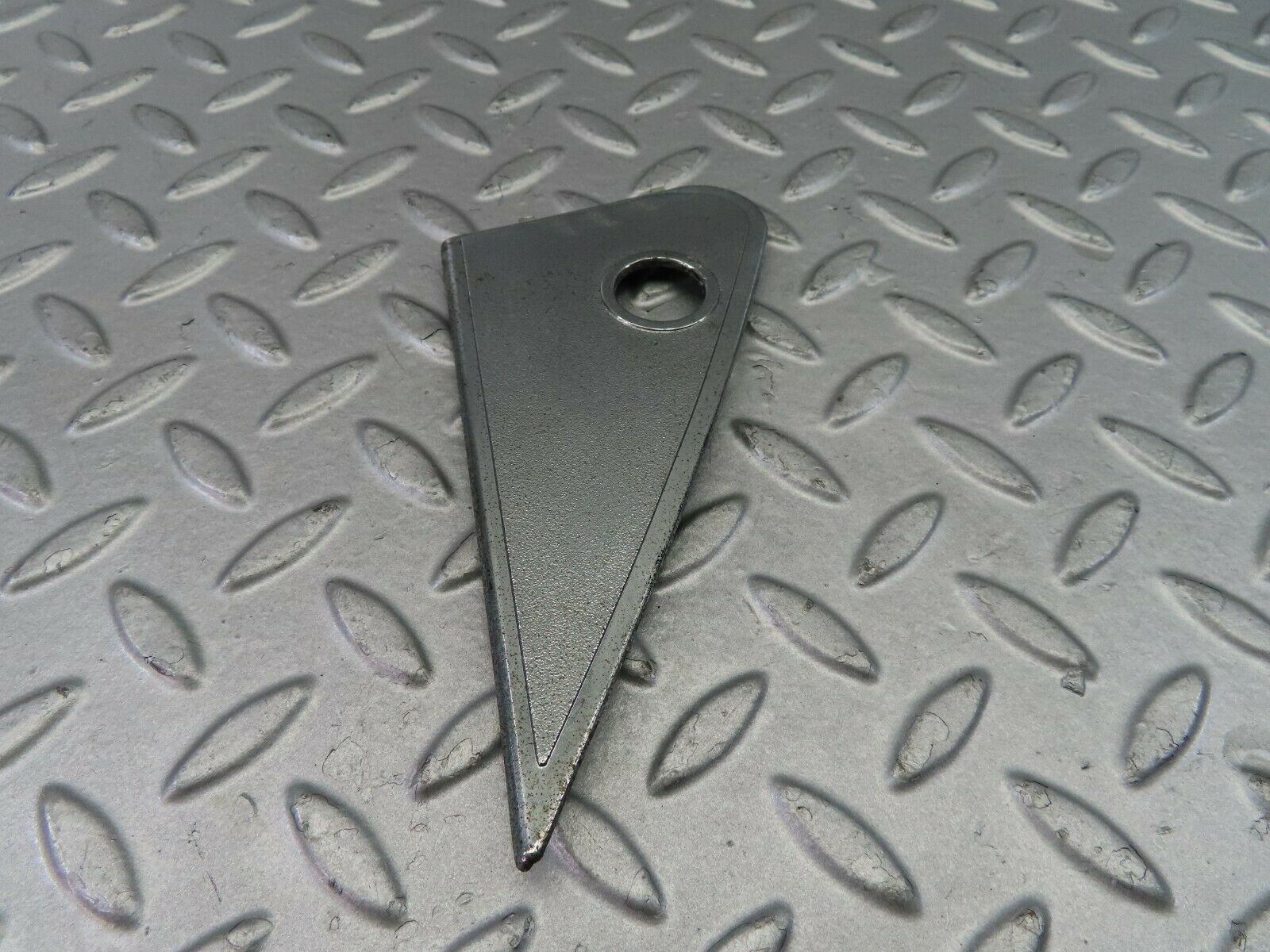 7622 Mercedes-Benz S123 230TE Wagon Mirror Triangle Cover Right 1237250811