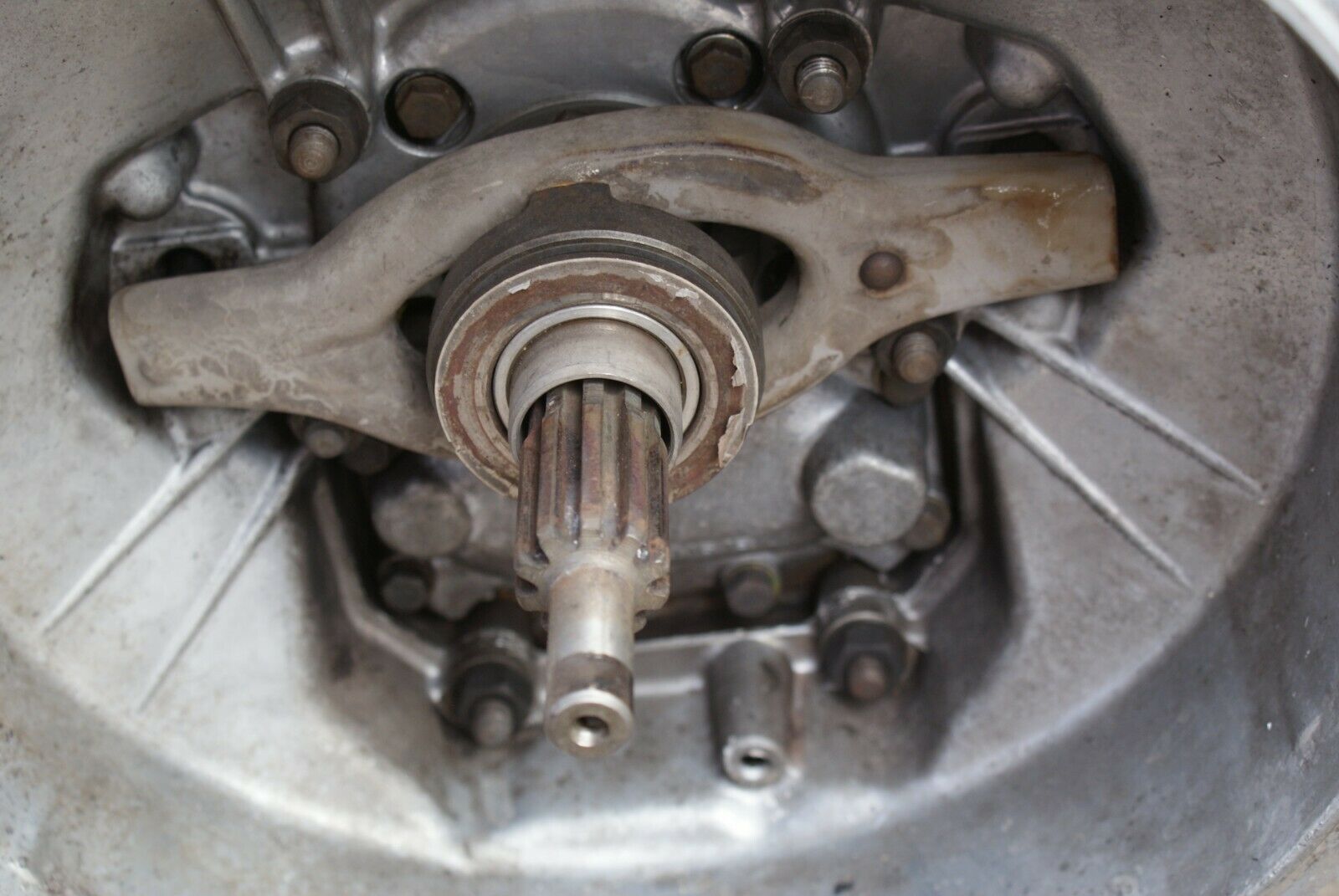 3060 Mercedes-Benz W115 220D Gearbox Manual 4 Speed 1152511001