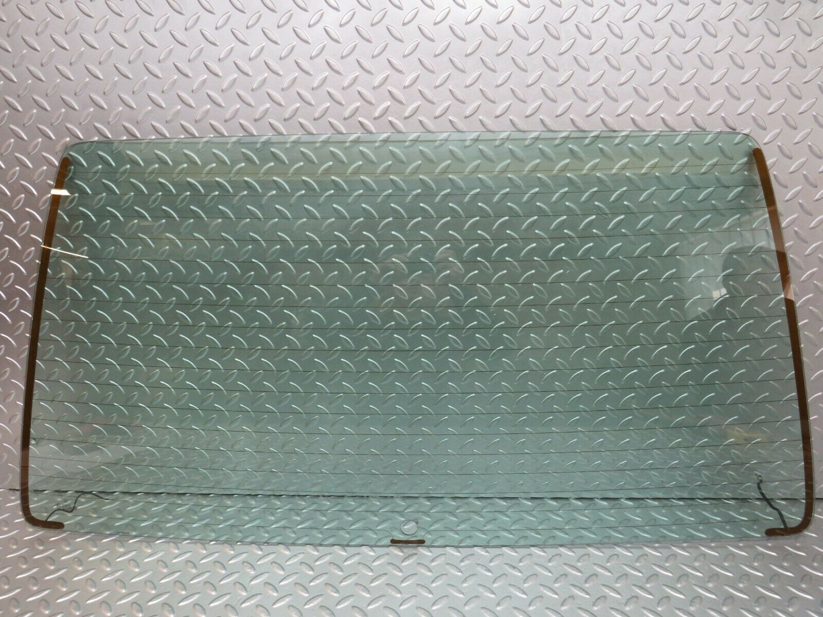 24443 Mercedes-Benz S124 220TE Wagon Tailgate Heated Windscreen 1247400157