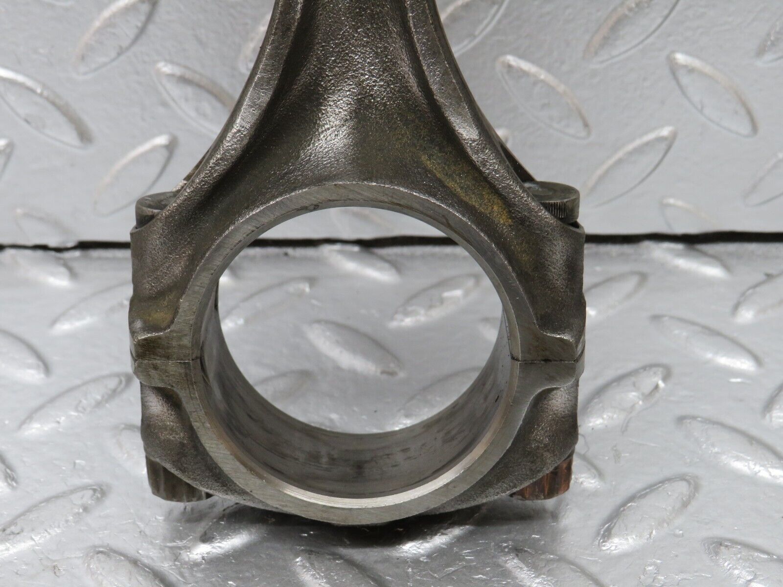 32932 Mercedes-Benz W123 300D Piston With Connecting Rod 90.875 mm 61502