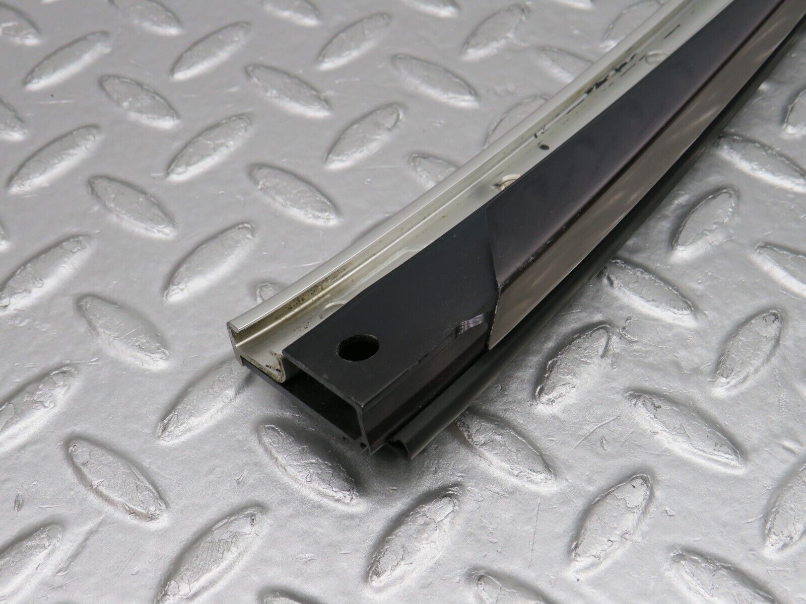 38521 Mercedes-Benz R129 280SL Coupe A Pillar Chrome Trim Cover Right