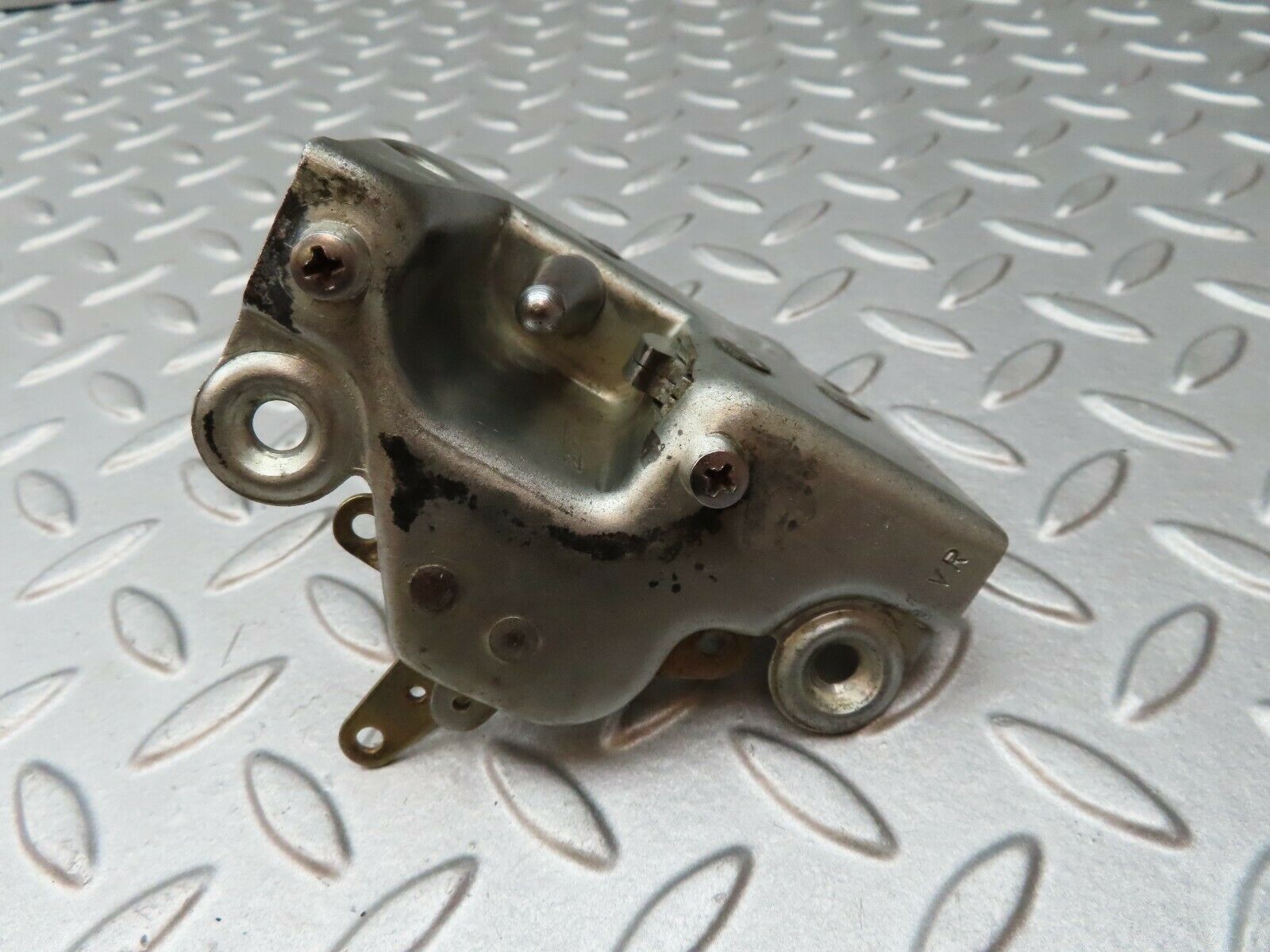 4767 Mercedes-Benz W114 280CE Coupe Right Door Lock Mechanism