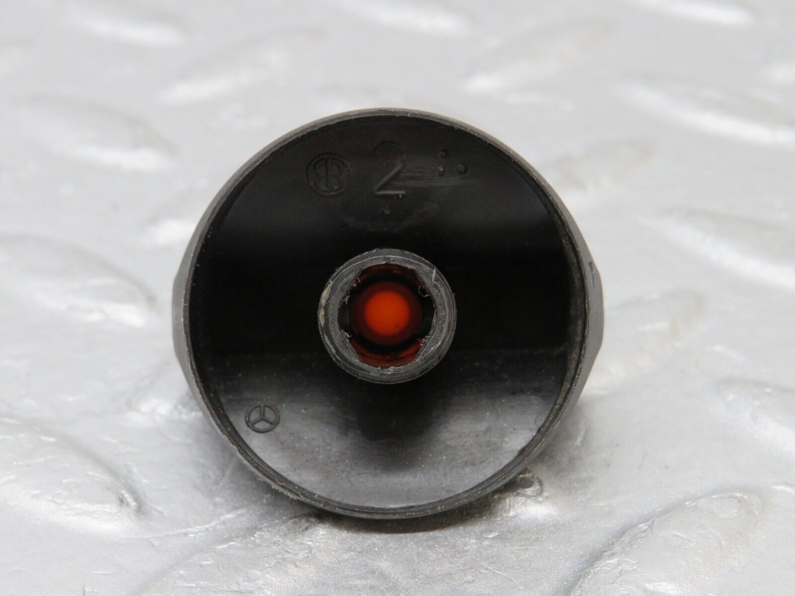 36571 Mercedes-Benz W201 190E 2.0L Headlight Switch