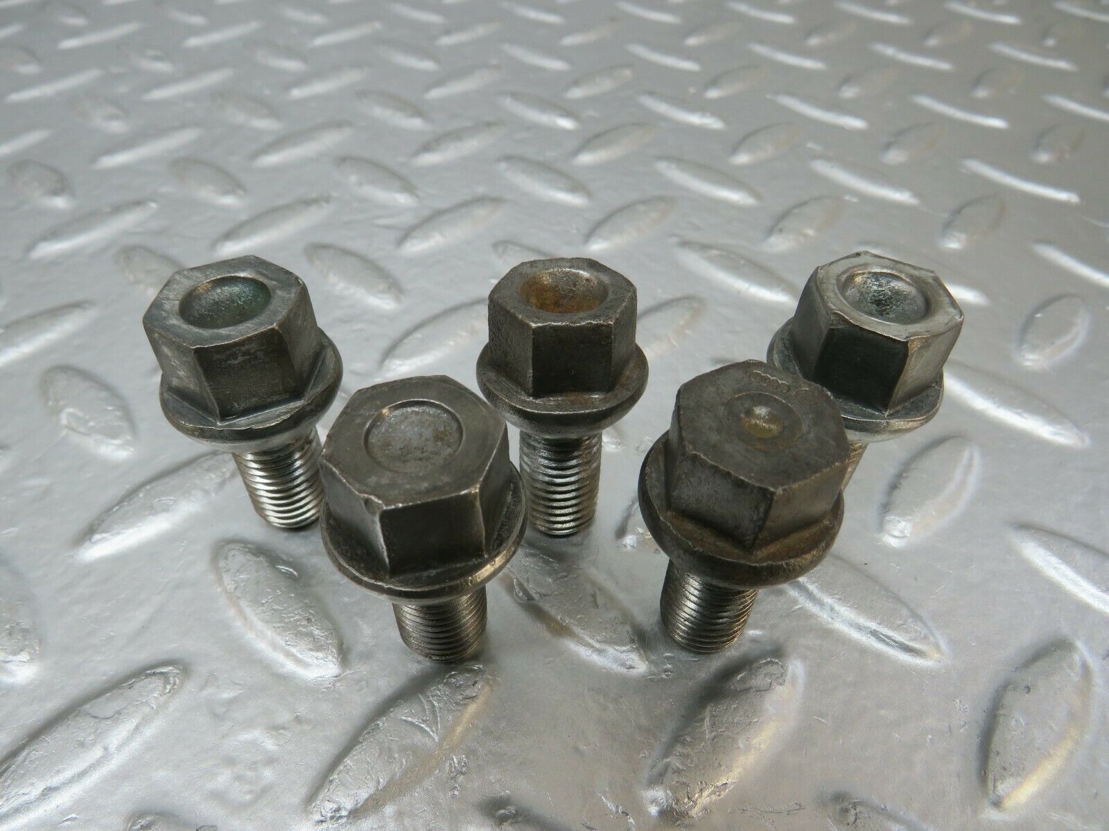 23922 Mercedes-Benz 5x Steel Wheel Lug Bolt M12x1.5