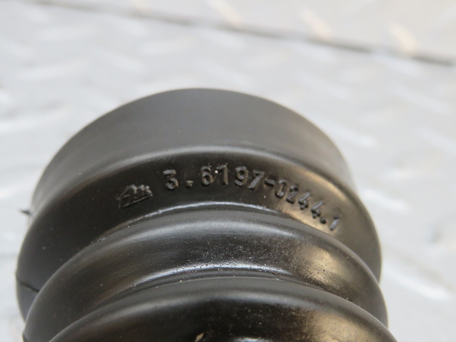 40219 Mercedes-Benz W110 230 Brake Booster Rubber ATE 3619702441