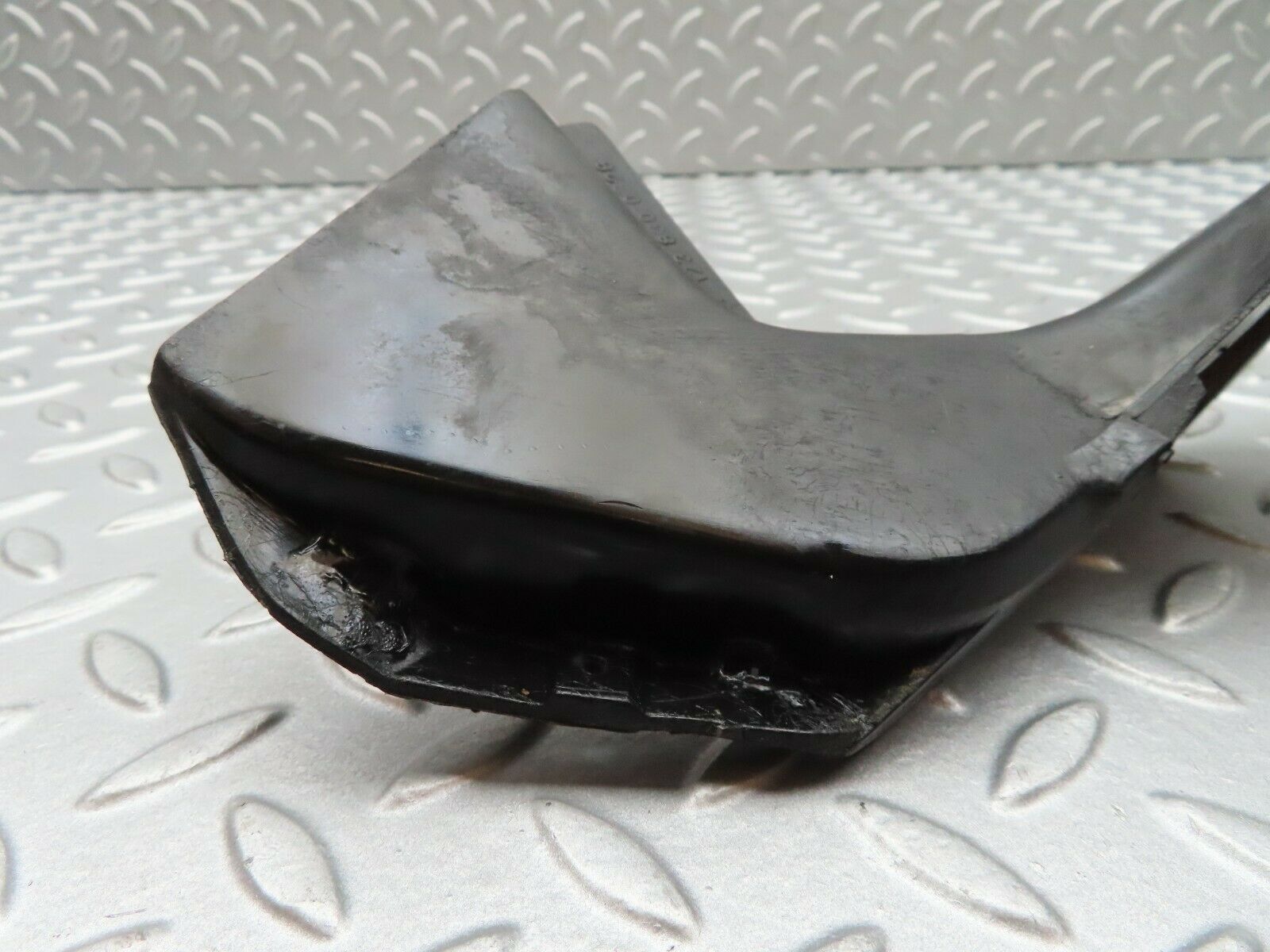 3920 Mercedes-Benz S123 200T Wagon Water Drain Left 1238300328