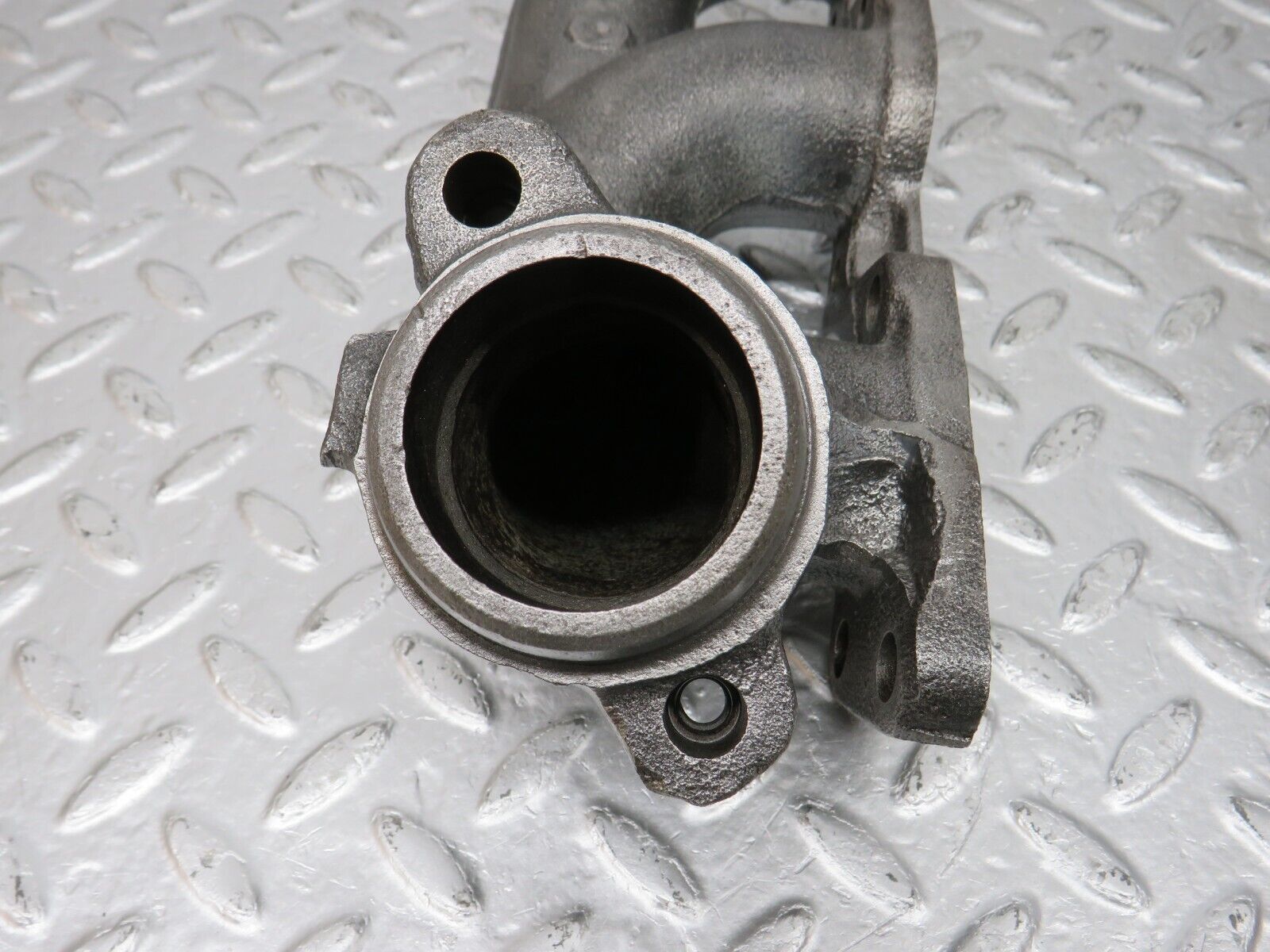 33101 Mercedes-Benz R129 300SL Exhaust Manifold Cylinder 4-6 1031422202