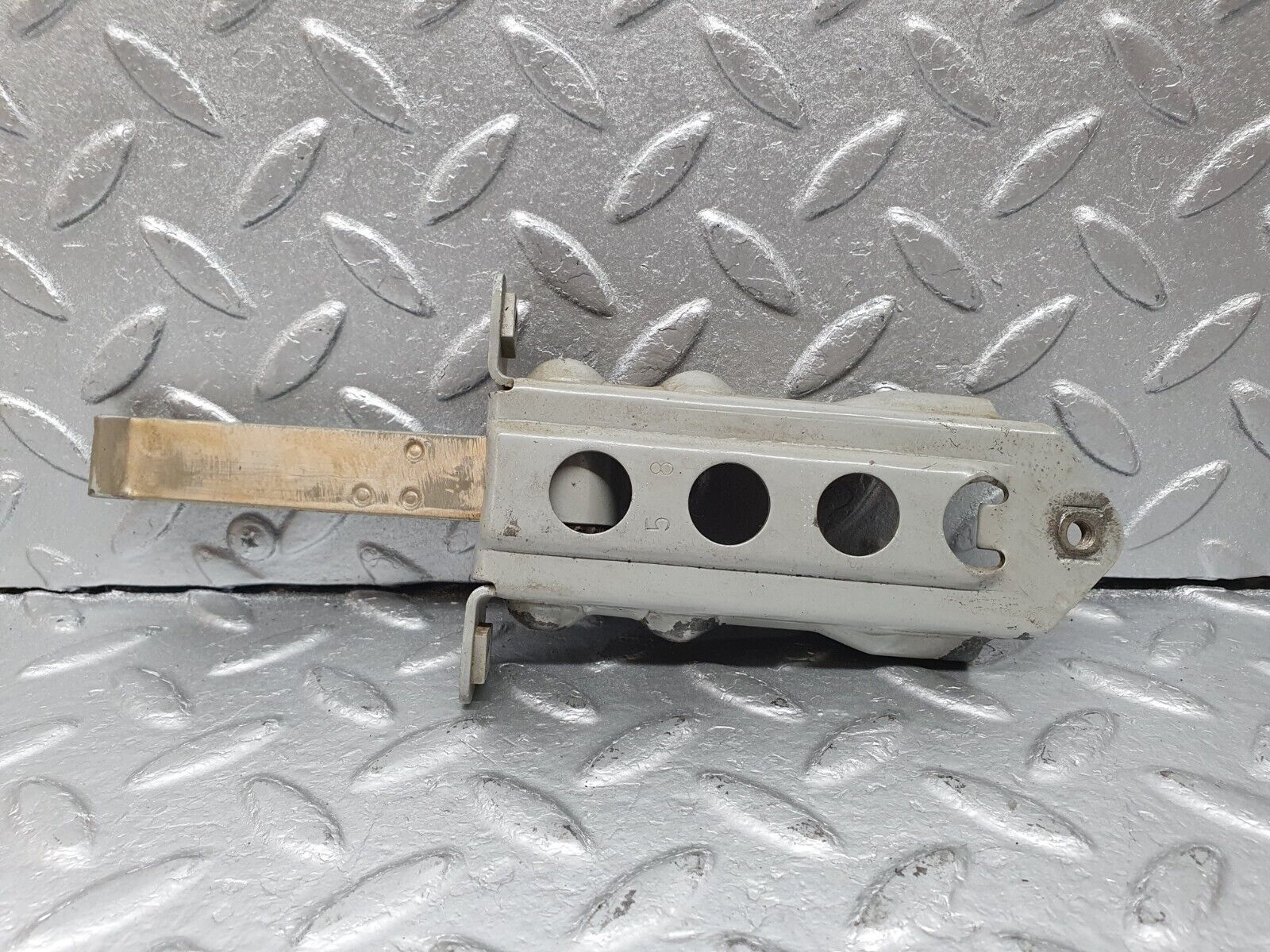 41539 Mercedes-Benz W124 200E Door Safety Check Strap