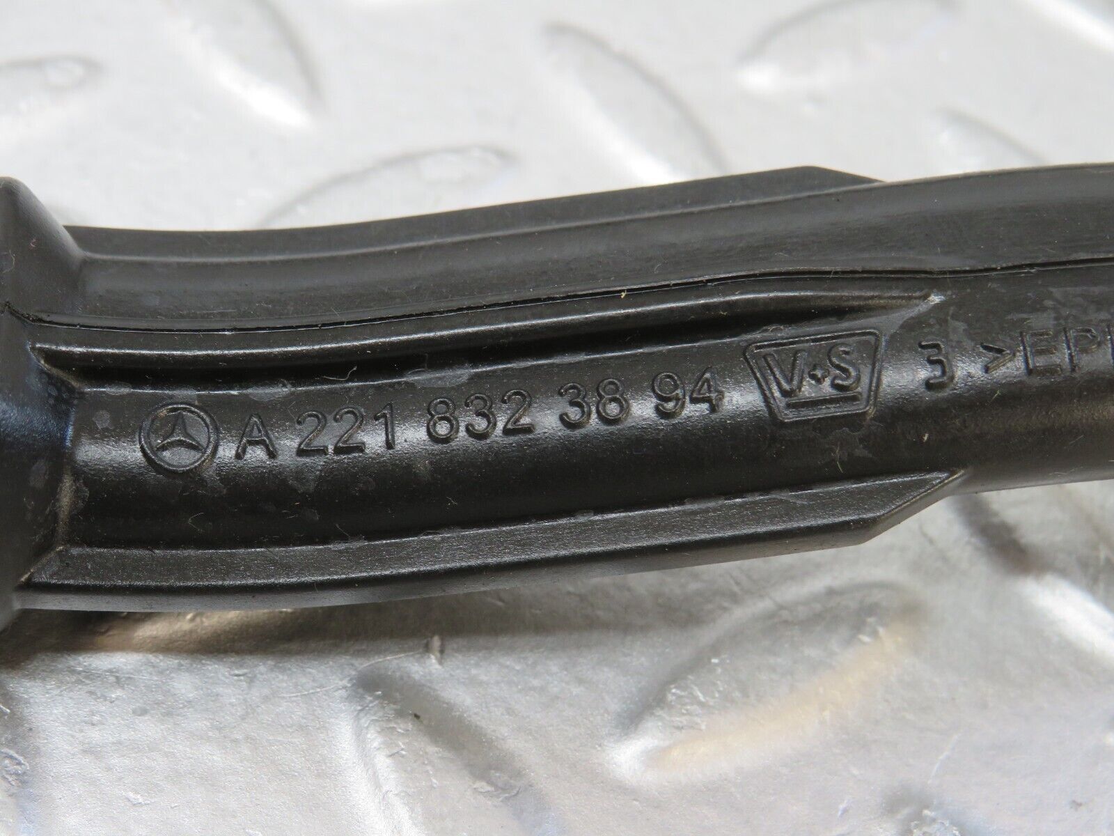 35179 Mercedes-Benz W221 Air Conditioning Vapor Hose Pipe 2x 2218323894