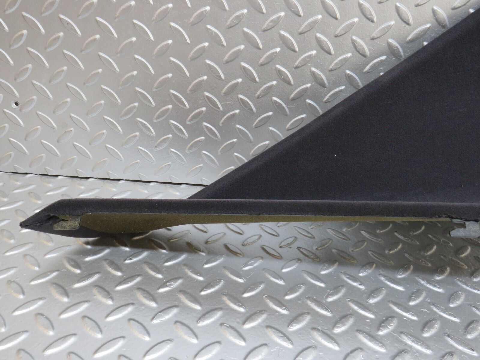 33222 Mercedes-Benz W202 C180 C Pillar Cover Panel Left Side Grey 2026950144