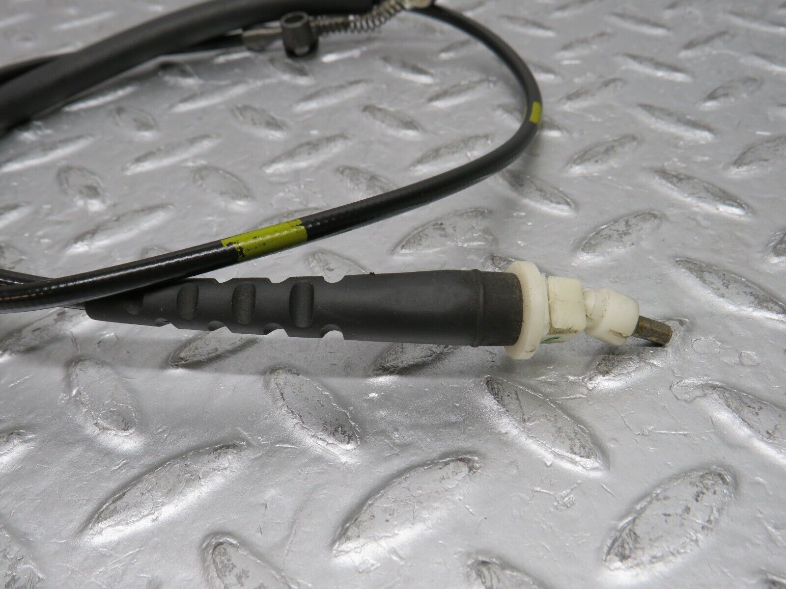 37942 Mercedes-Benz A124 320E Cabriolet Gearbox Cable 1242600351