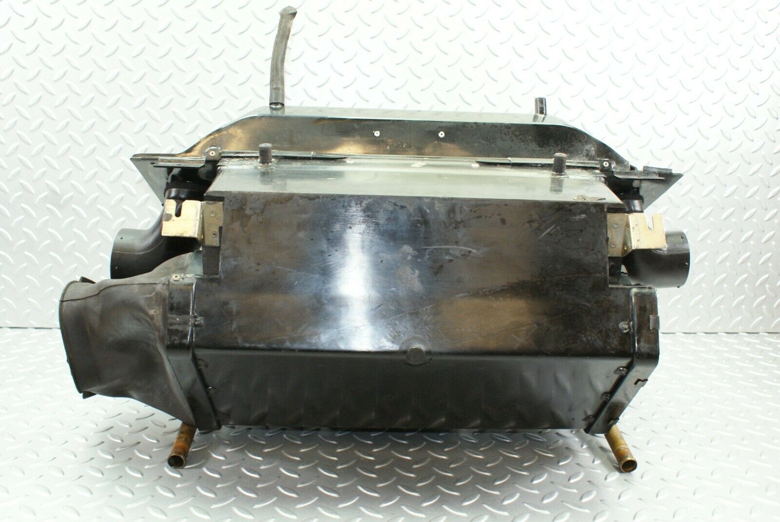 2667 Mercedes-Benz W116 350SE Heater Box Blower Housing