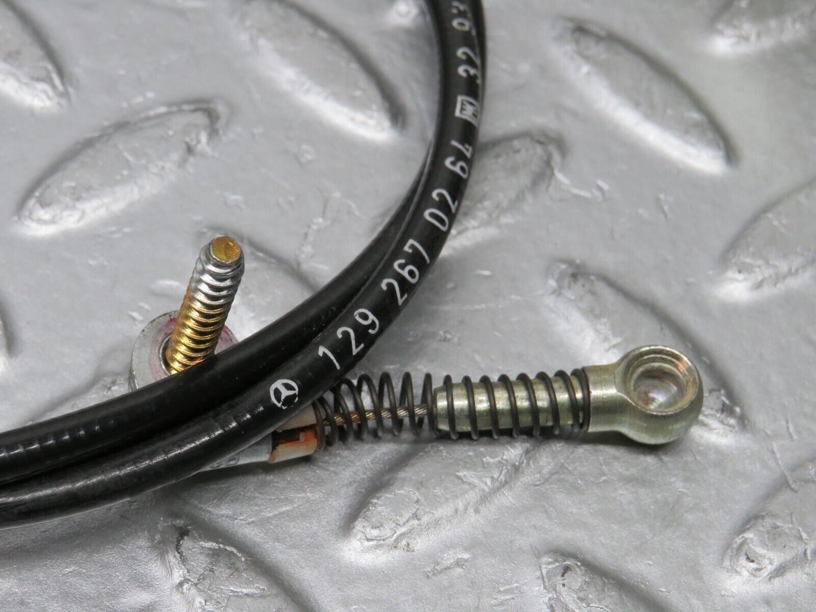 38474 Mercedes-Benz R129 280SL Coupe Steering Lock Transmission Lockout Cable 1292670264