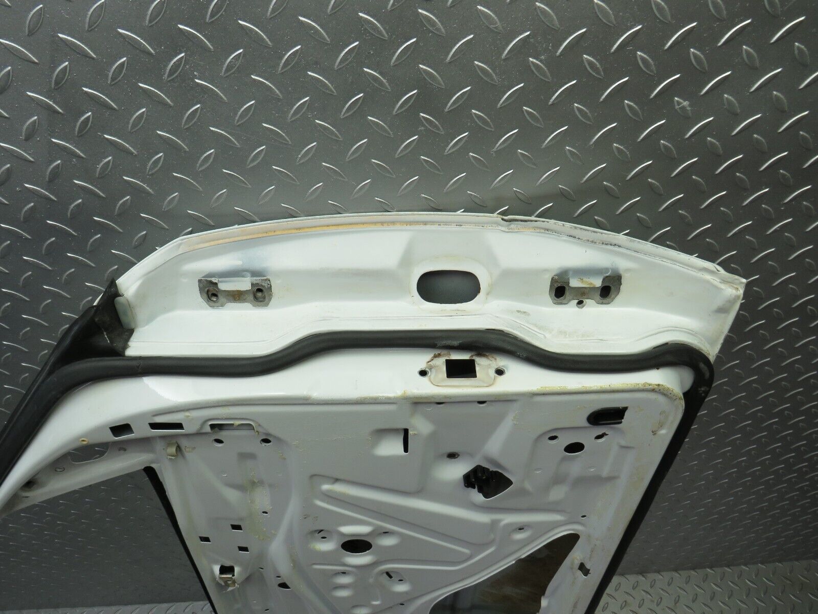 30246 Mercedes-Benz W124 230E Front Left Door