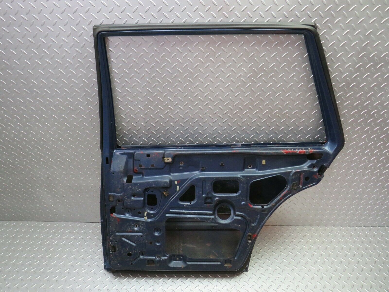 24409 Mercedes-Benz S124 220TE Wagon Rear Right Door