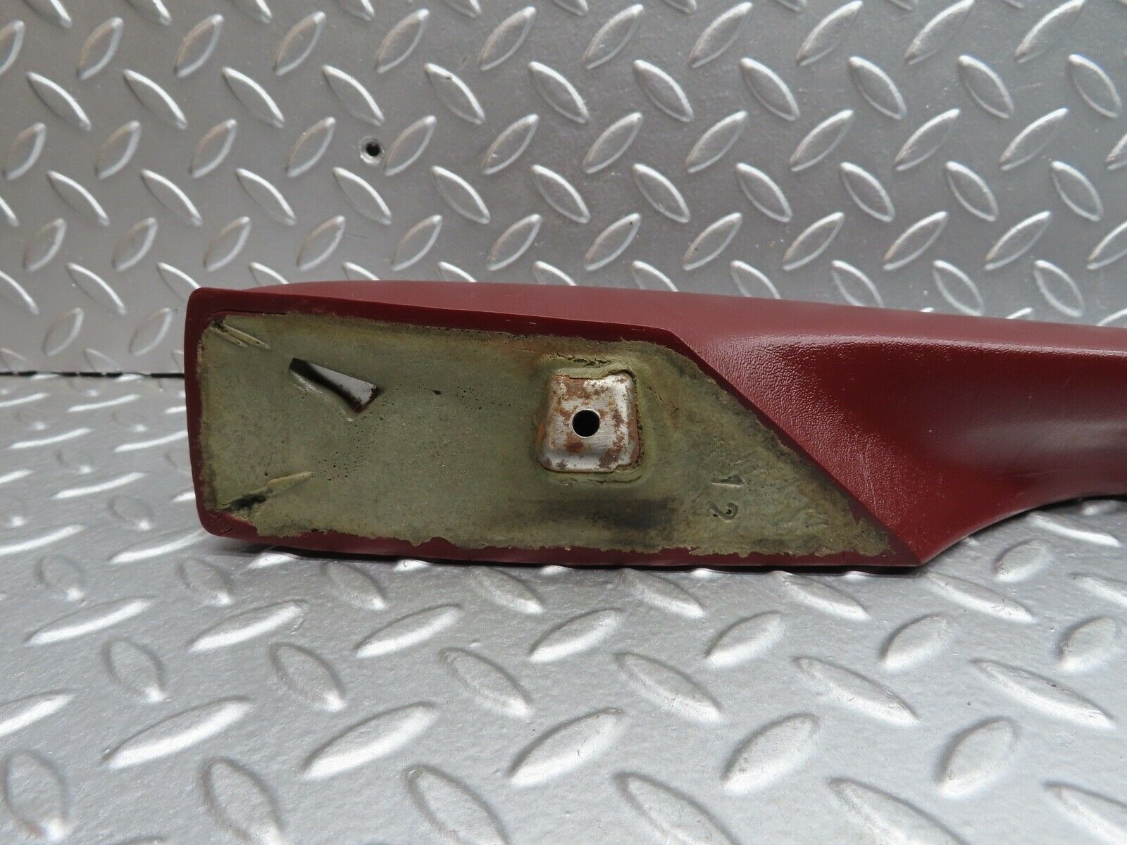 21415 Mercedes-Benz W126 300SE Front Right Interior Door Handle 1269701001