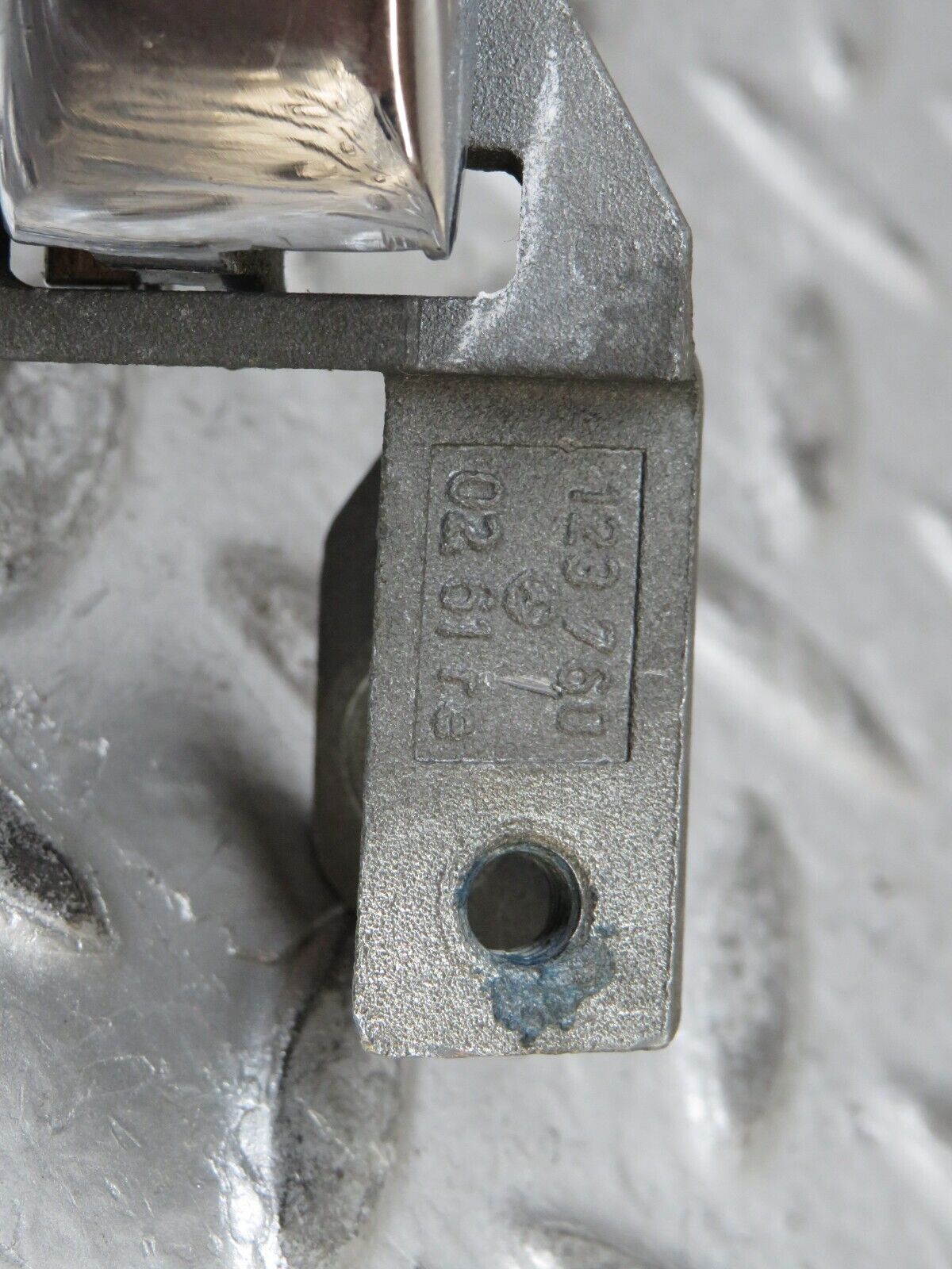 28133 Mercedes-Benz W123 280E Right Interior Door Handle 1237600261