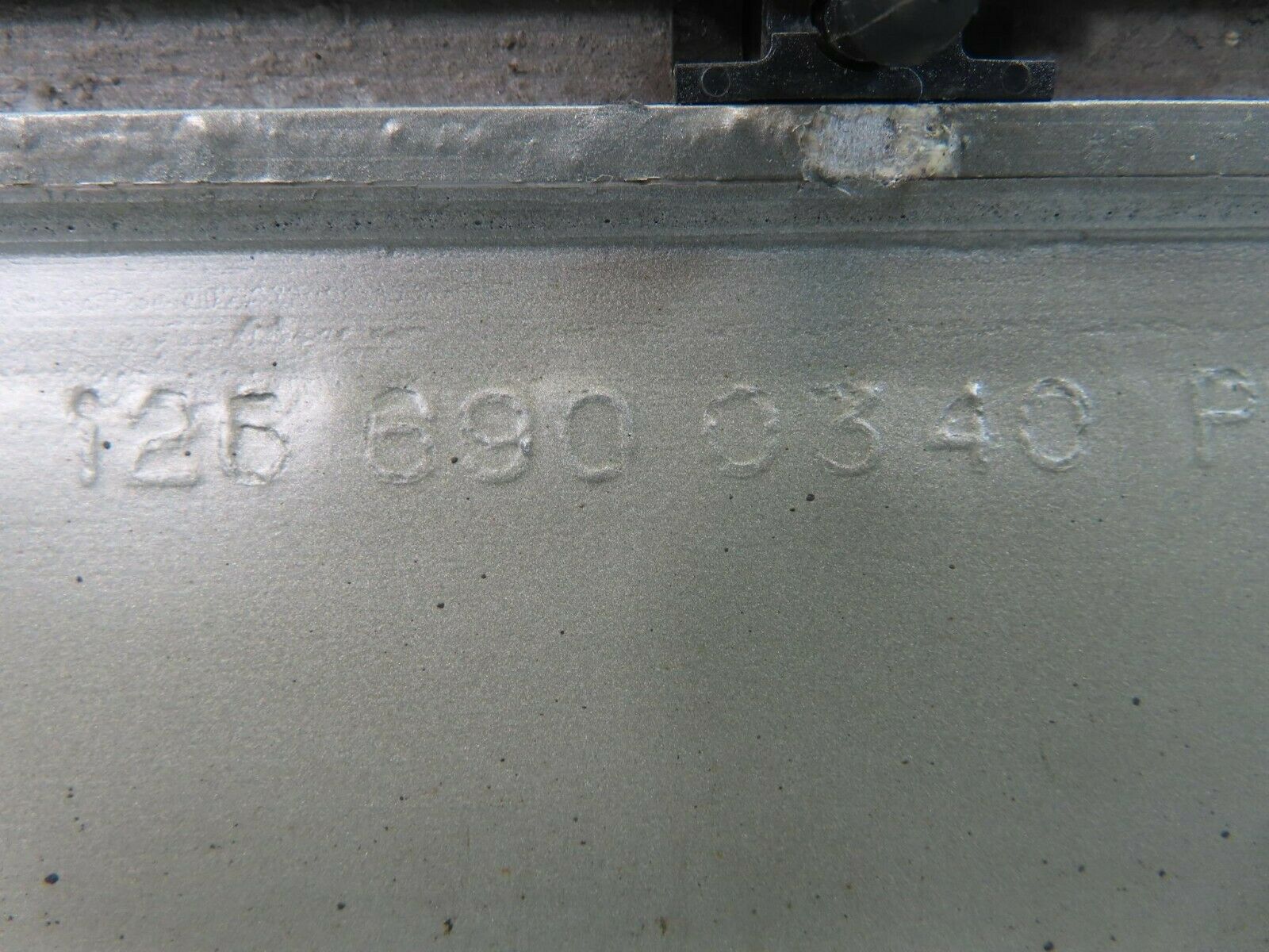 8872 Mercedes-Benz W126 Front Left Door Moulding 1266900340