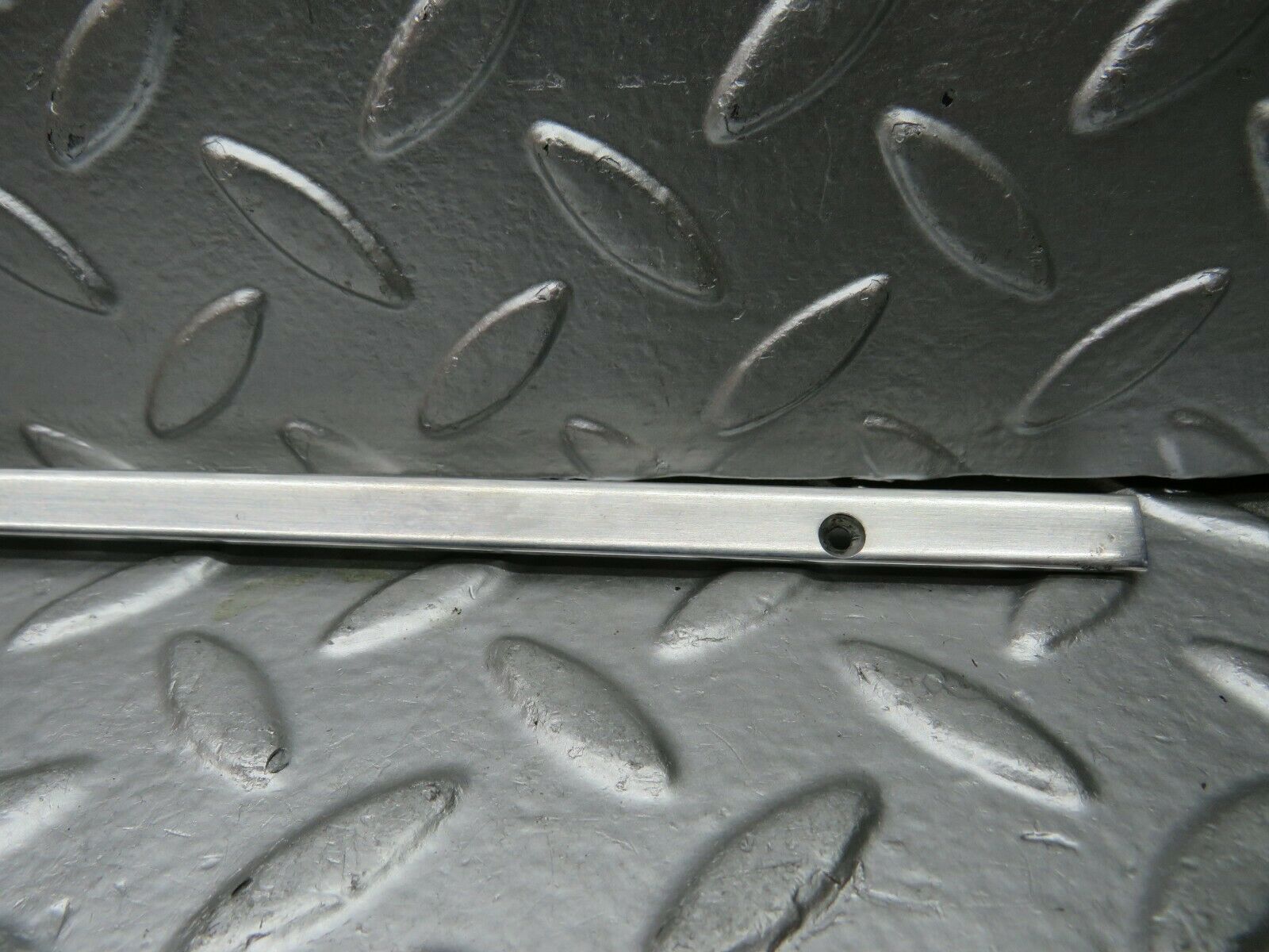 22736 Mercedes-Benz C107 450SLC Coupe Sunroof Chrome Trim