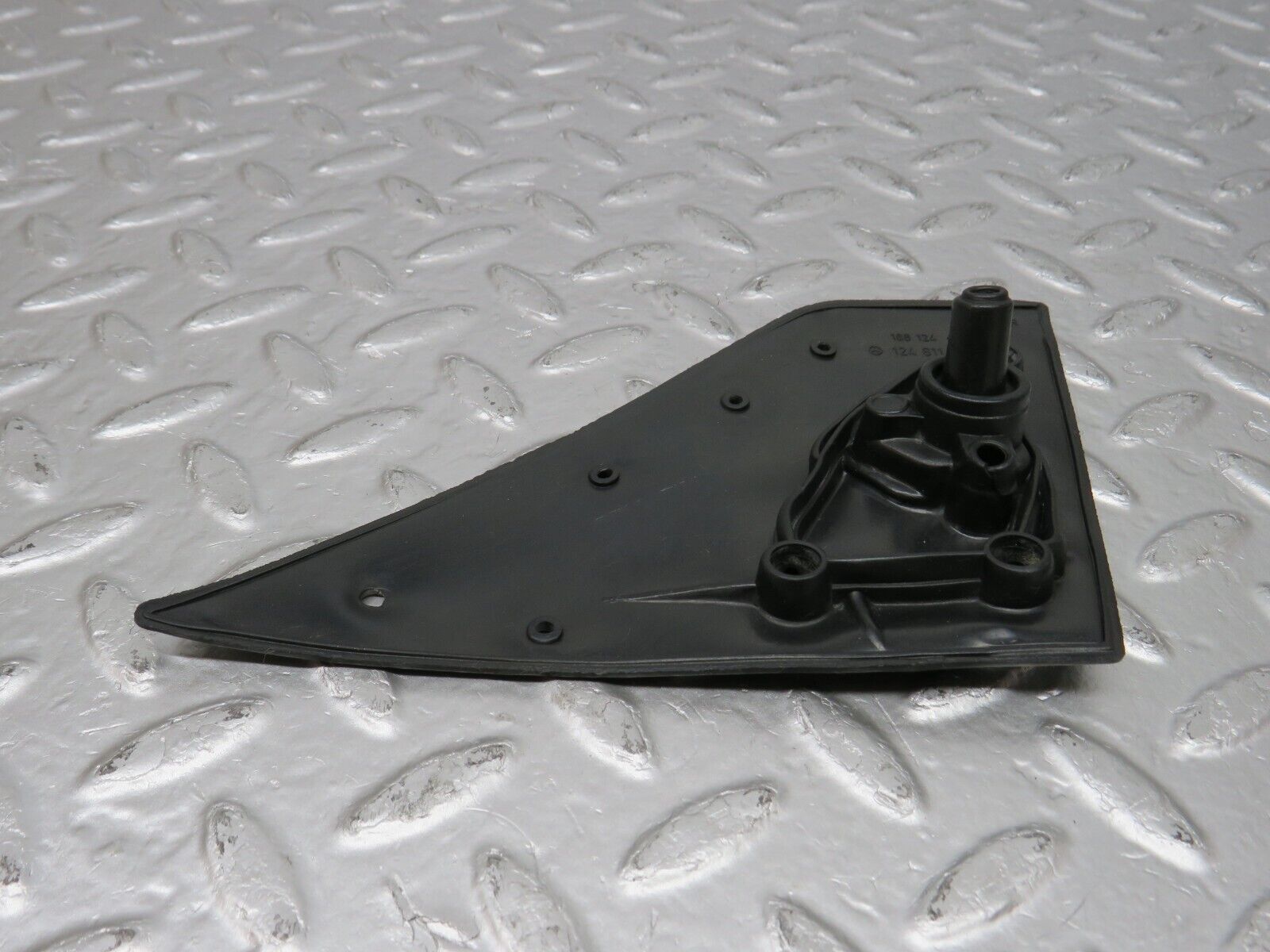 34200 Mercedes-Benz W124 260E Wing Mirror Rubber Seal Right 1248110298