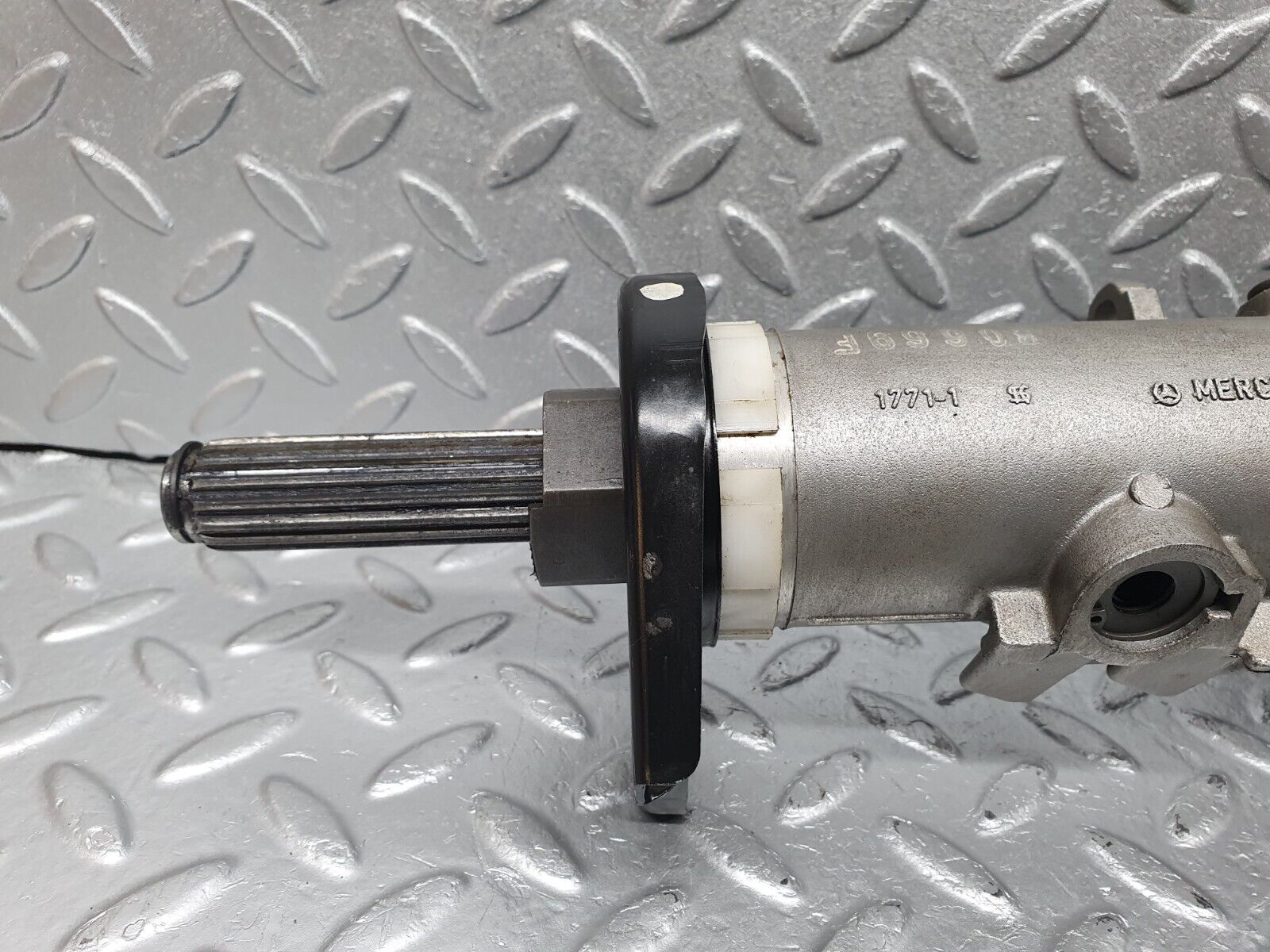 41008 Mercedes-Benz W126 300SE Steering Column 1264621820