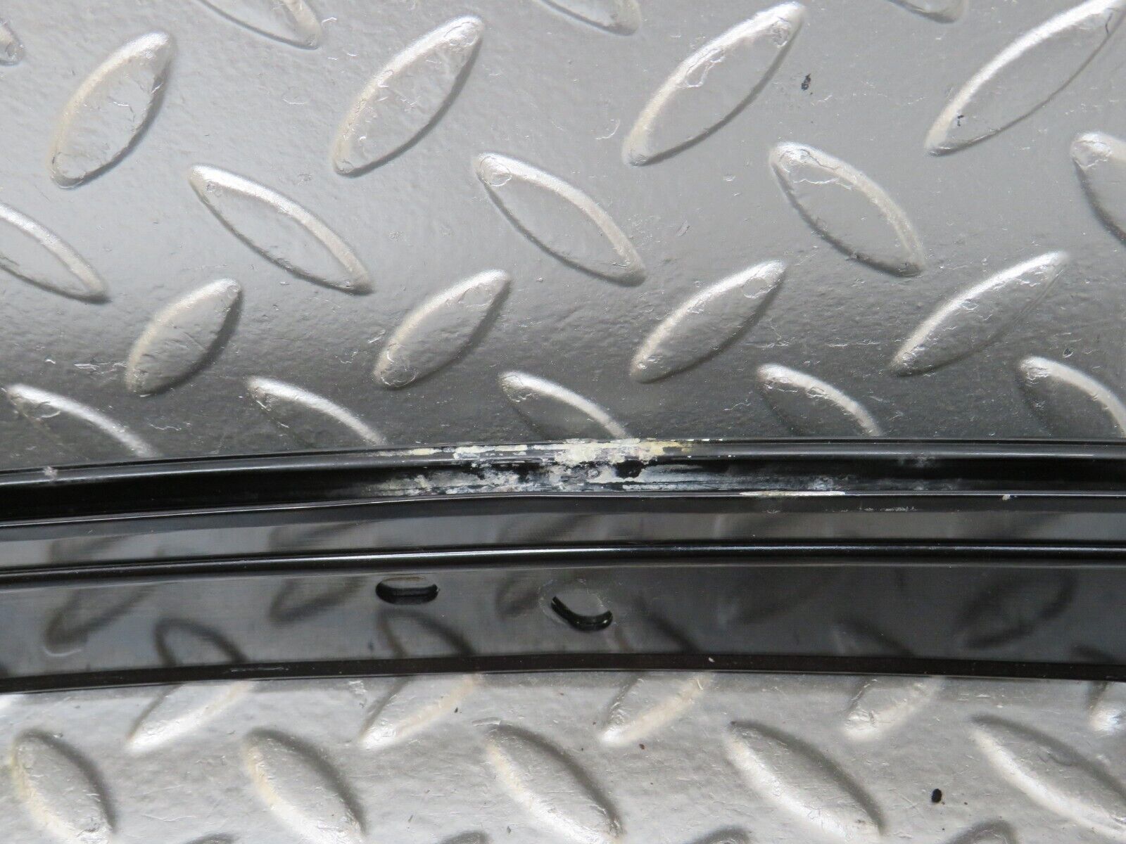 25061 Mercedes-Benz W140 S320 Rear Left Door Window Exterior Trim