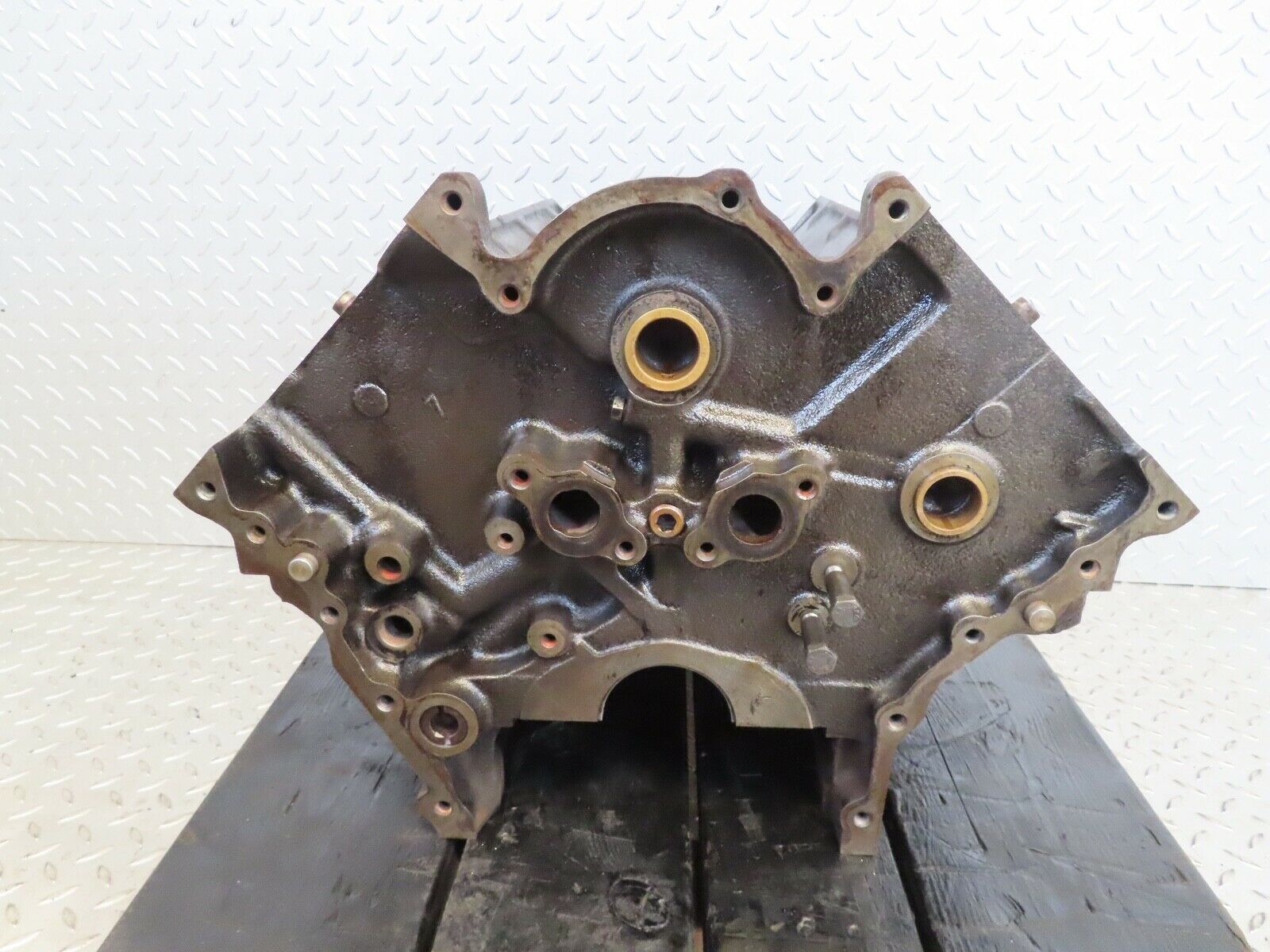 17827 Mercedes-Benz W116 450SEL Engine Block 1170111101 M117.986