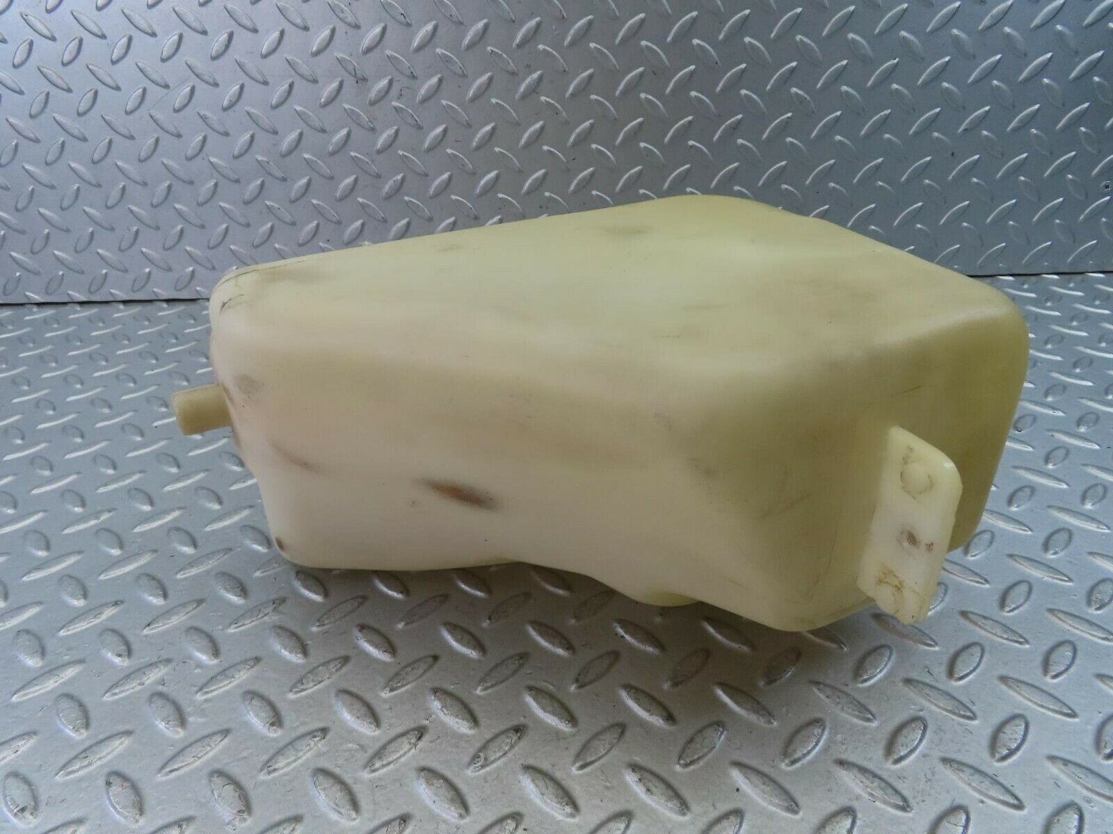 9290 Mercedes-Benz C124 300CE Coupe Windscreen Washer Fluid Tank 1248690520