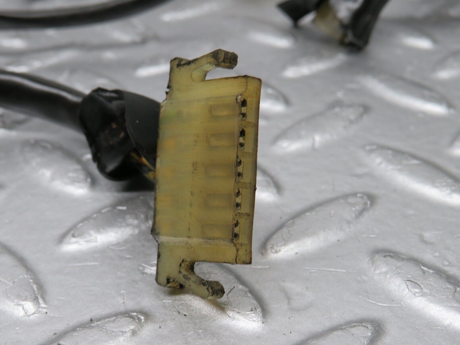 37576 Mercedes-Benz W109 300SEL ECU Wire Harness 0005451945