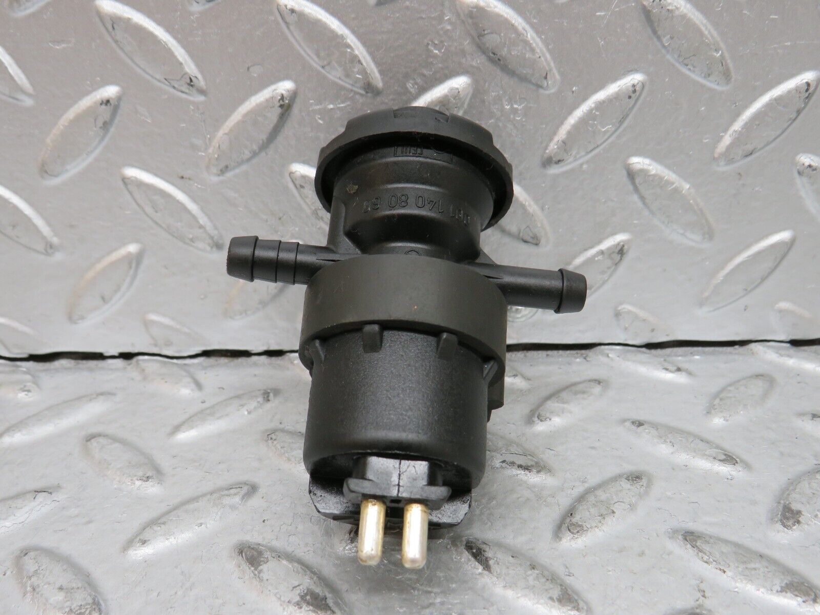 29114 Mercedes-Benz C124 320CE Coupe Fuel Regeneration Vacuum Valve 0011408060
