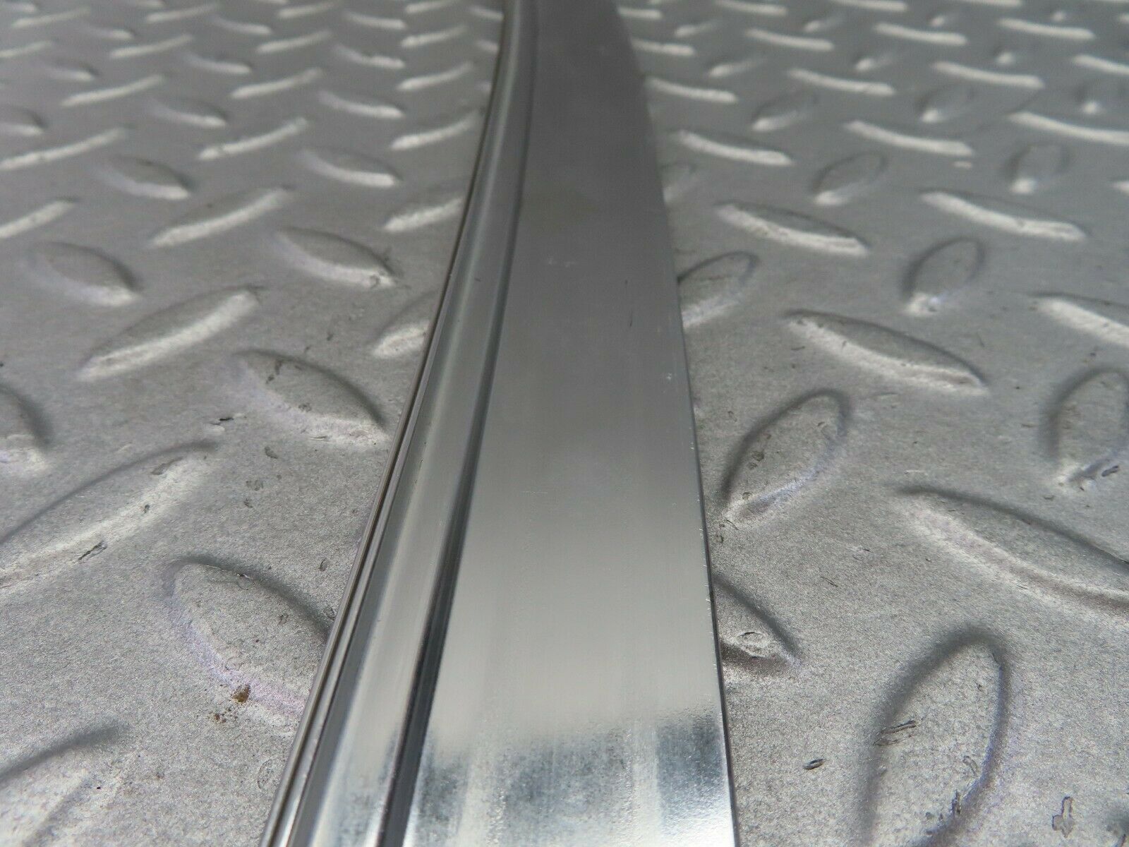 7920 Mercedes-Benz W115 220D Rear Right C Pillar Chrome Moulding