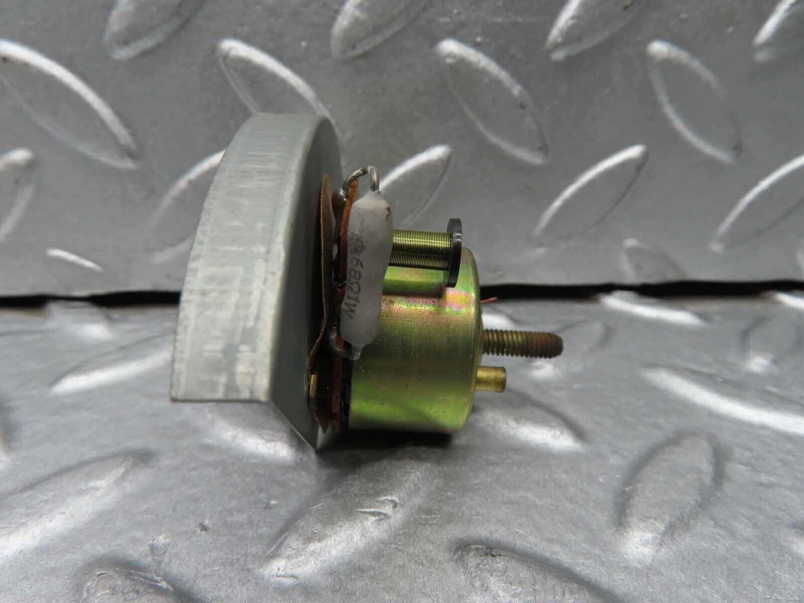 18343 Mercedes-Benz W115 Fuel Gauge