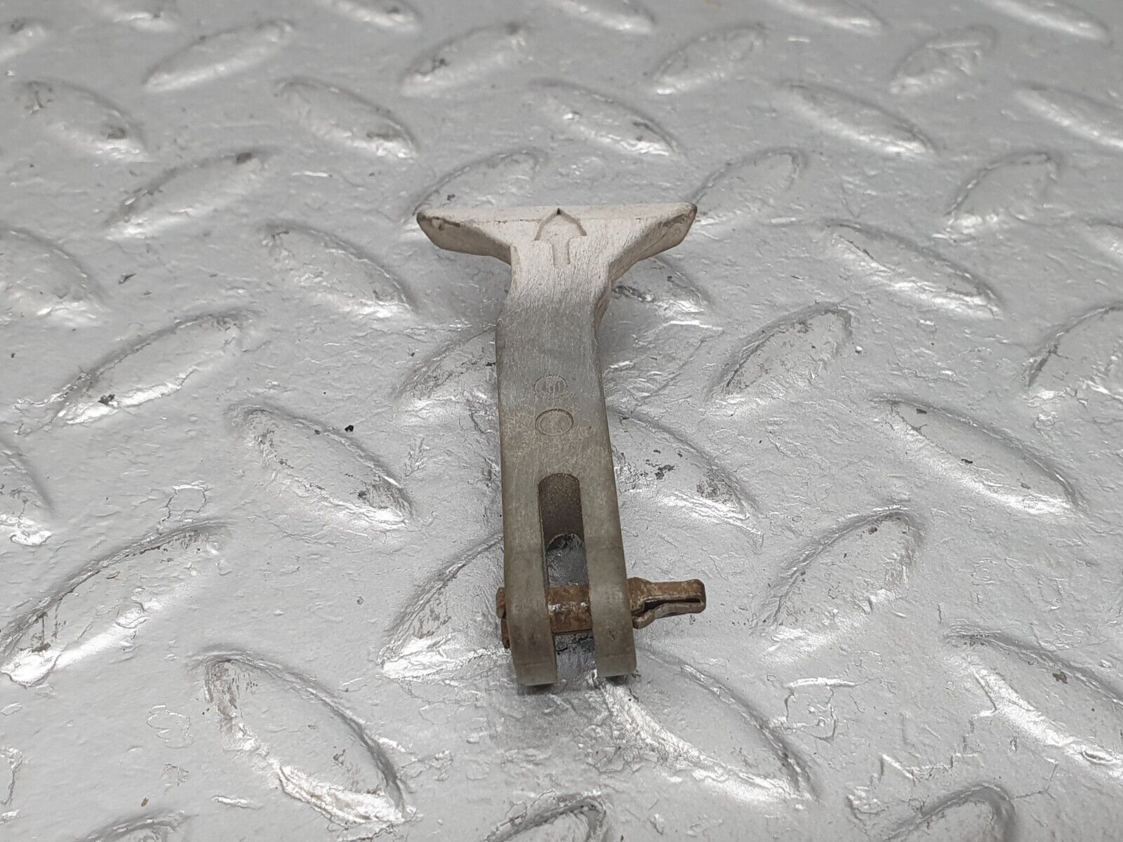 41030 Mercedes-Benz W126 300SE Bonnet Release Pull Handle