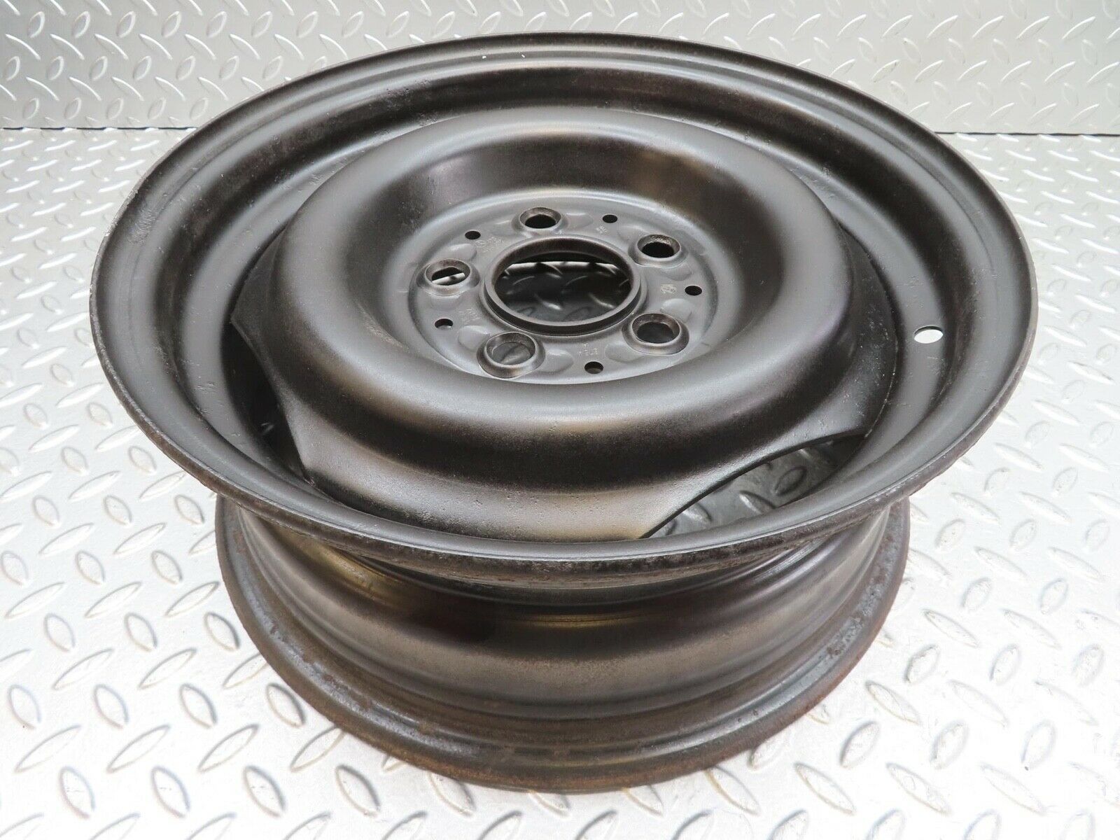 13233 Mercedes-Benz Steel Wheel 5.5Jx14H2 ET30 5x112 1234000302