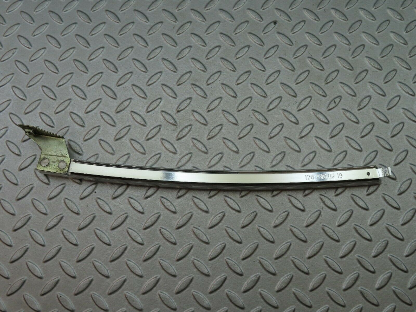 6135 Mercedes-Benz W126 380SE Rear Right Chrome Window Channel 1267300219