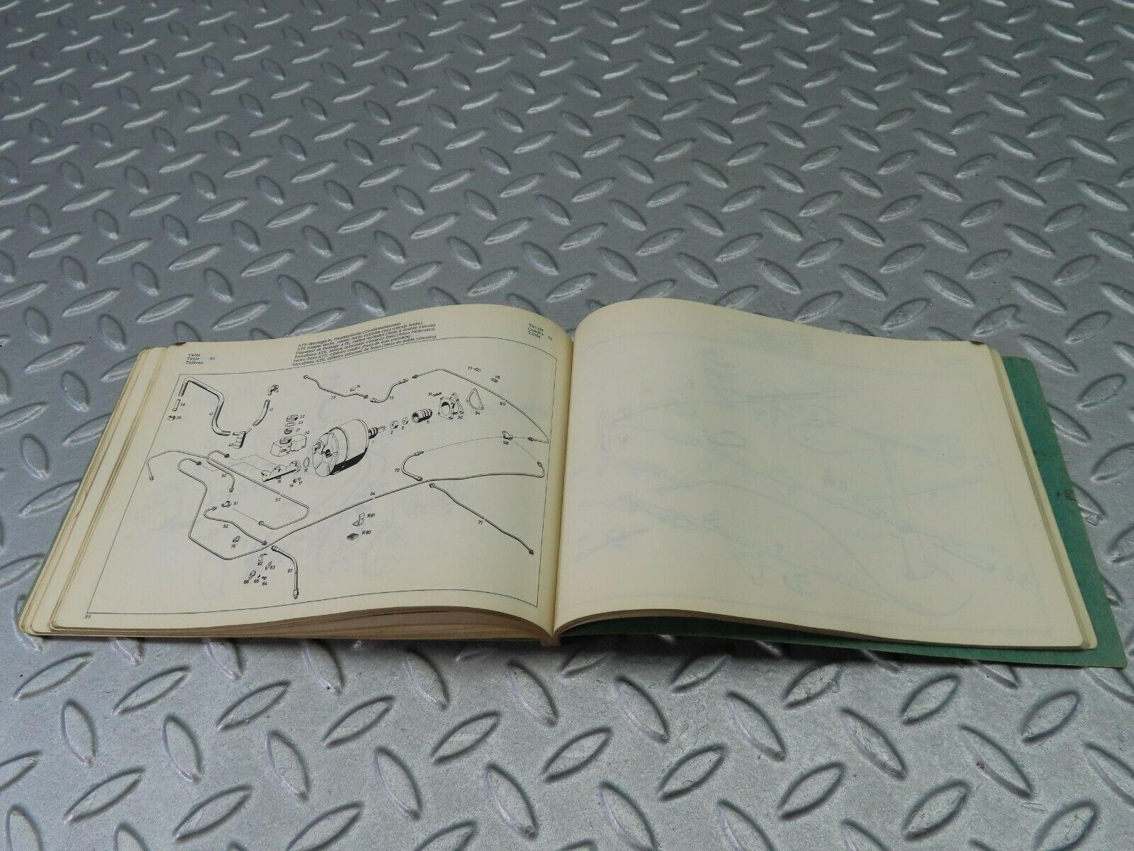 8005 Mercedes-Benz W110 190C 190D Catalog C 12074