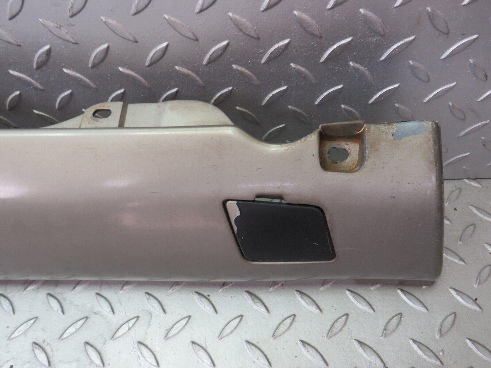 36326 Mercedes-Benz W126 420SE Side Skirt Right 1266905040 1266980230 1266980430