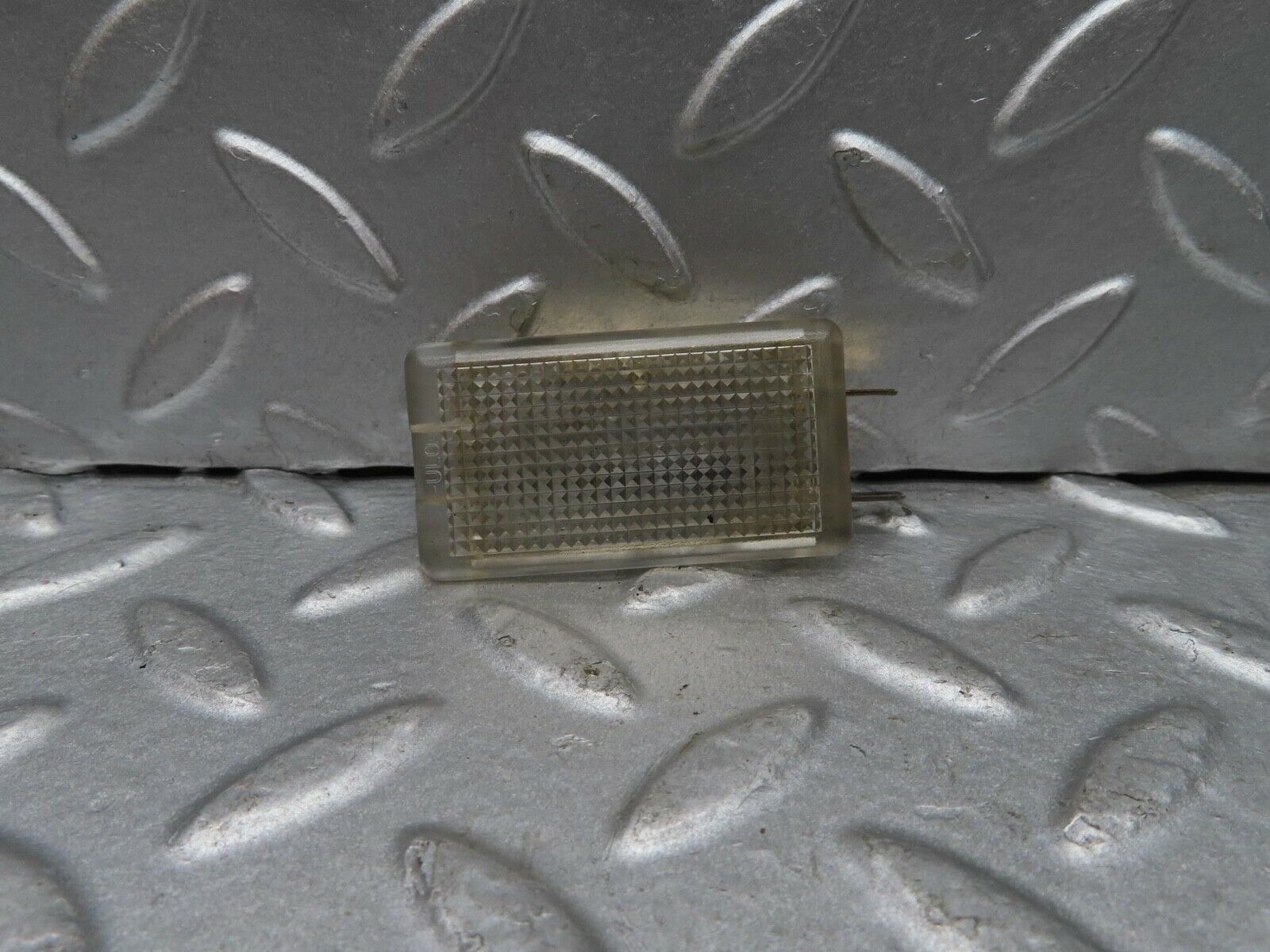 14727 Mercedes-Benz W201 190E Glove Box Light 1268201301