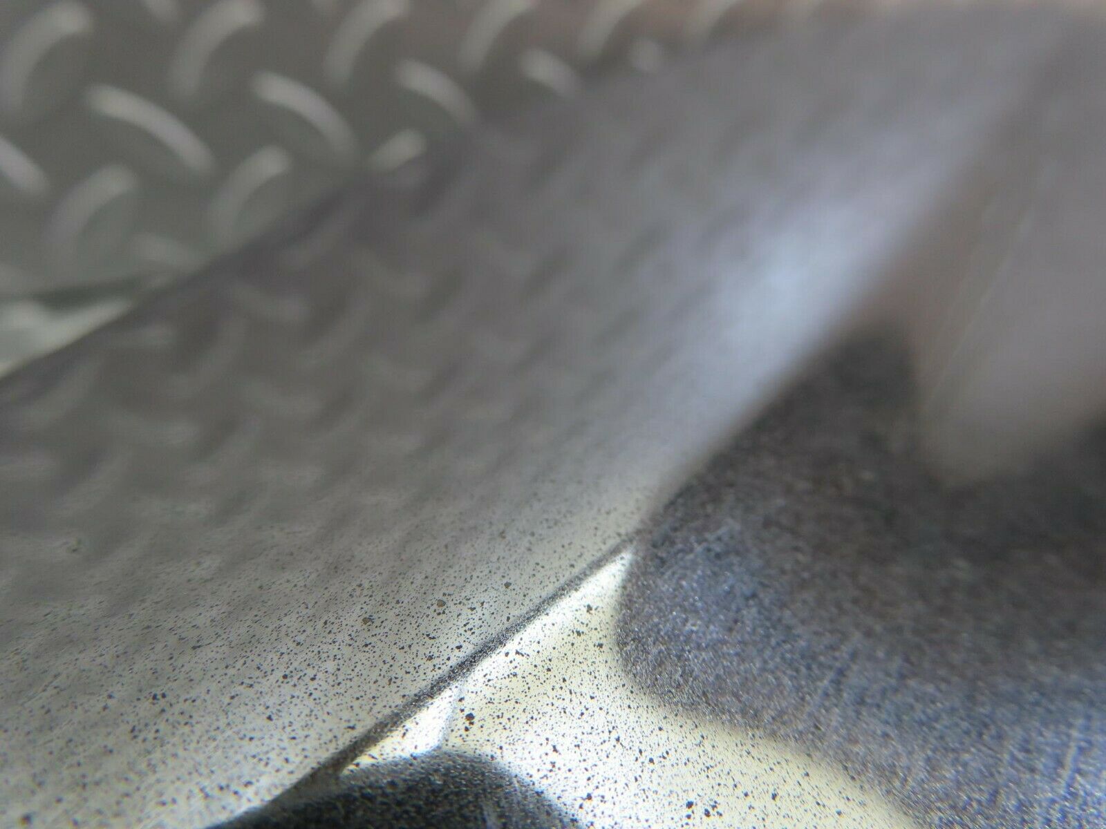 10608 Mercedes-Benz W108 Front Right Upper Bumper Corner