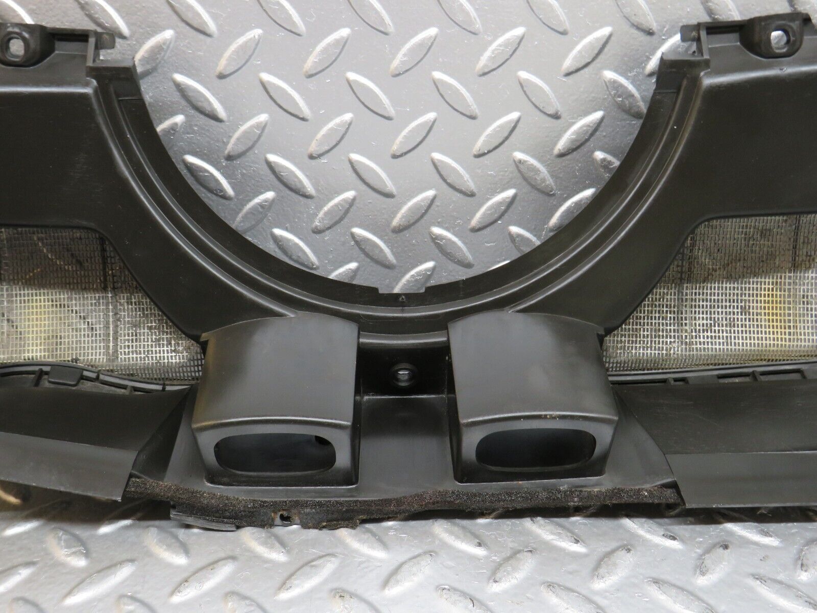 29613 Mercedes-Benz W124 230E Water Drain 1246202667 1246200978 1246200778